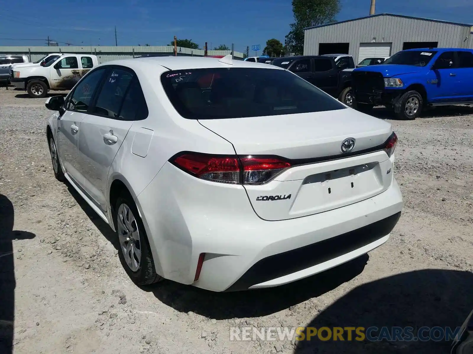 3 Photograph of a damaged car JTDEPRAE2LJ026596 TOYOTA COROLLA 2020