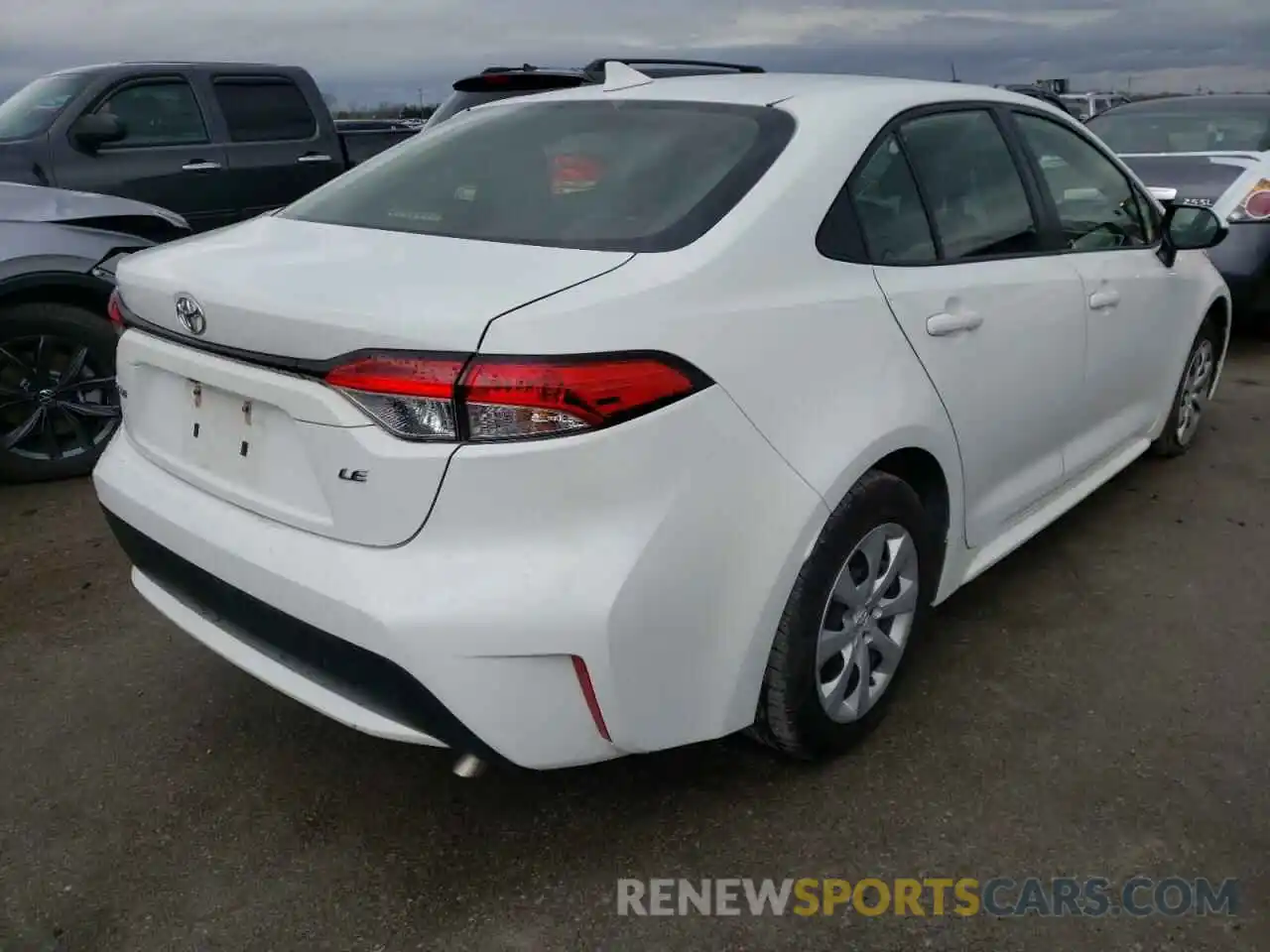 4 Photograph of a damaged car JTDEPRAE2LJ027036 TOYOTA COROLLA 2020