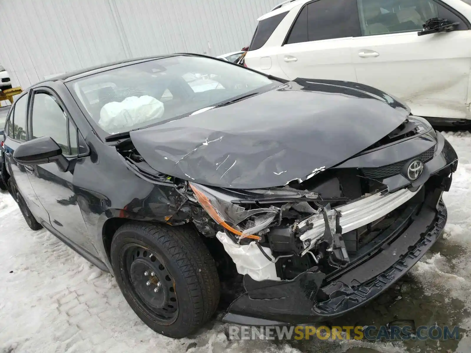 1 Photograph of a damaged car JTDEPRAE2LJ027165 TOYOTA COROLLA 2020