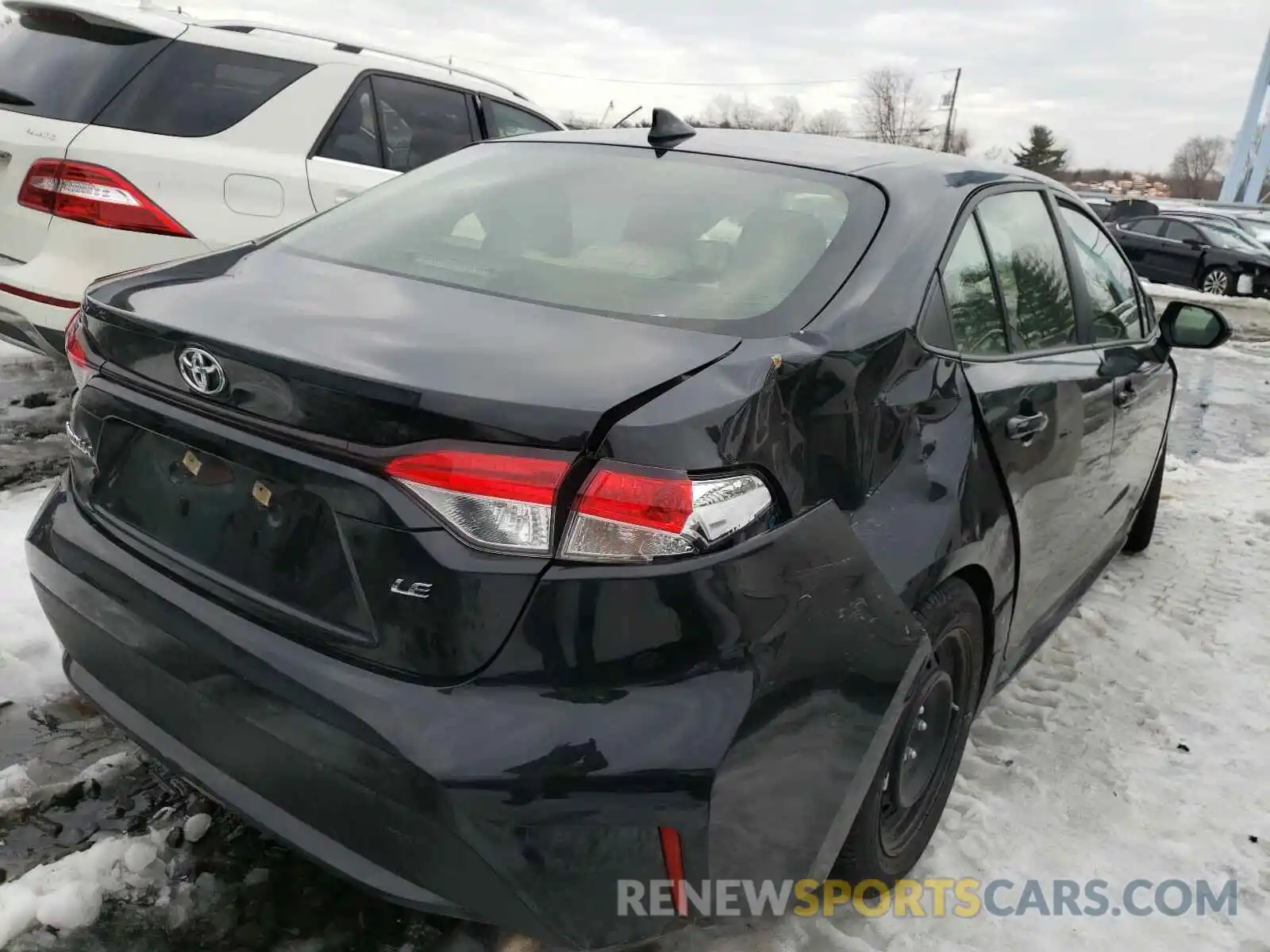 4 Photograph of a damaged car JTDEPRAE2LJ027165 TOYOTA COROLLA 2020