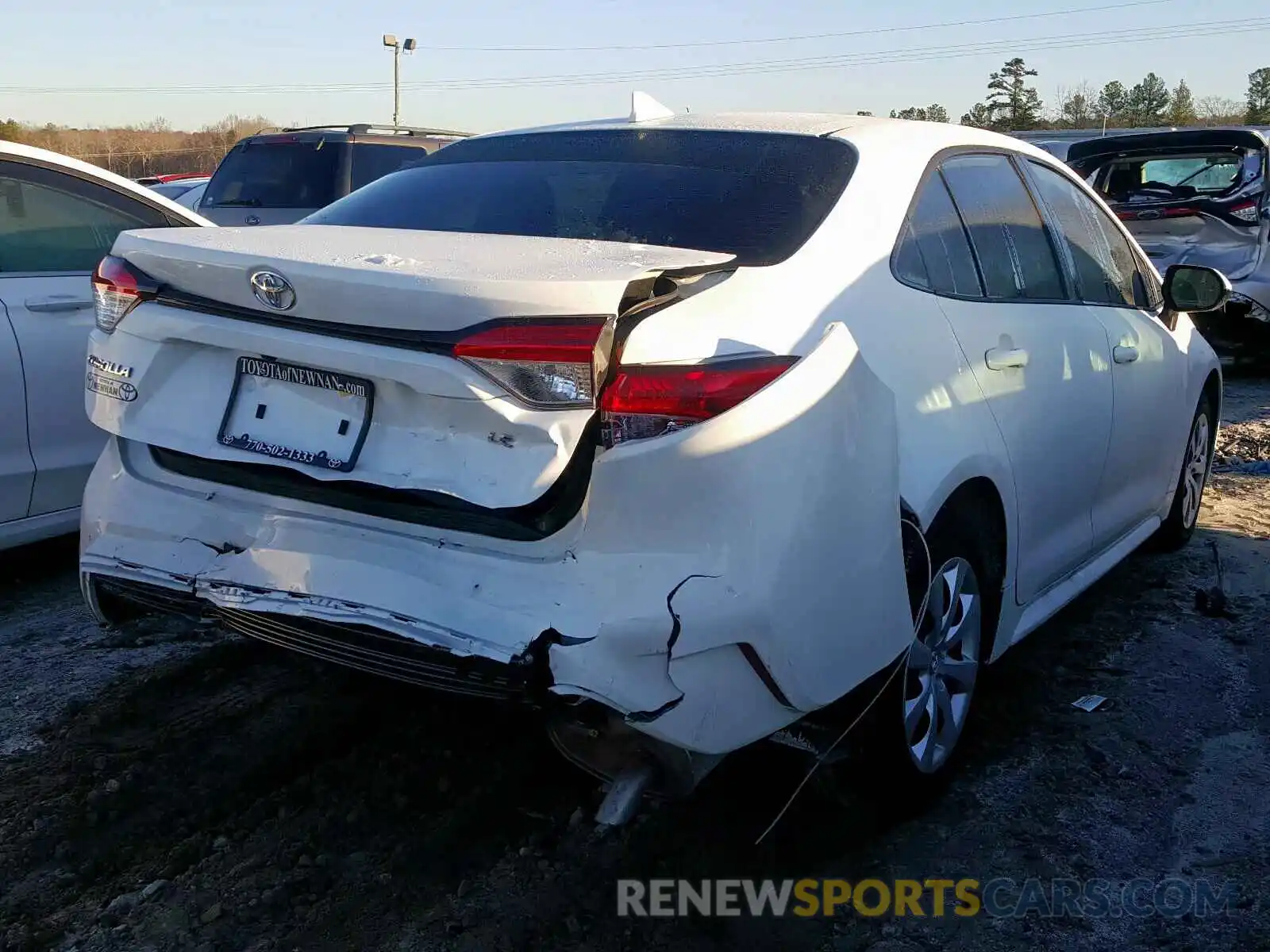 4 Photograph of a damaged car JTDEPRAE2LJ028851 TOYOTA COROLLA 2020