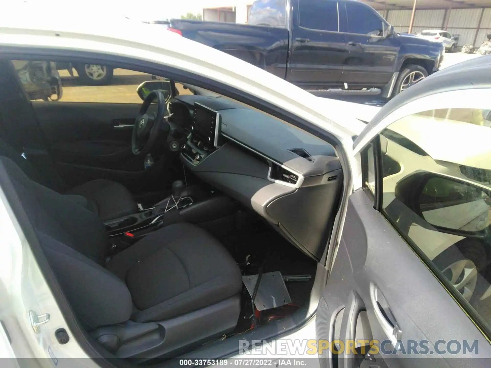 5 Photograph of a damaged car JTDEPRAE2LJ029515 TOYOTA COROLLA 2020