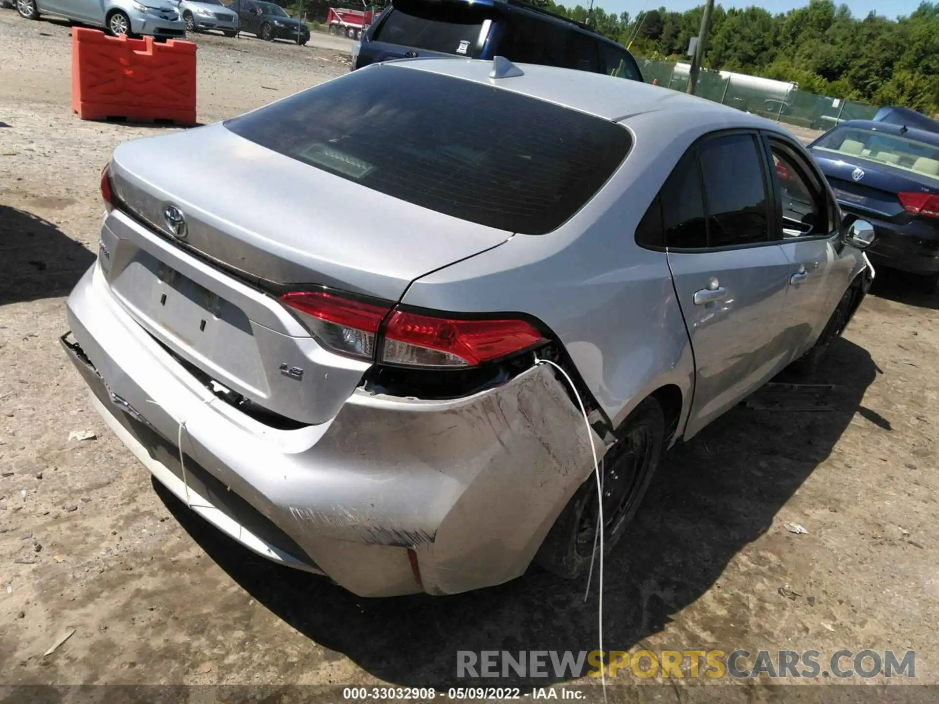 4 Photograph of a damaged car JTDEPRAE2LJ029773 TOYOTA COROLLA 2020