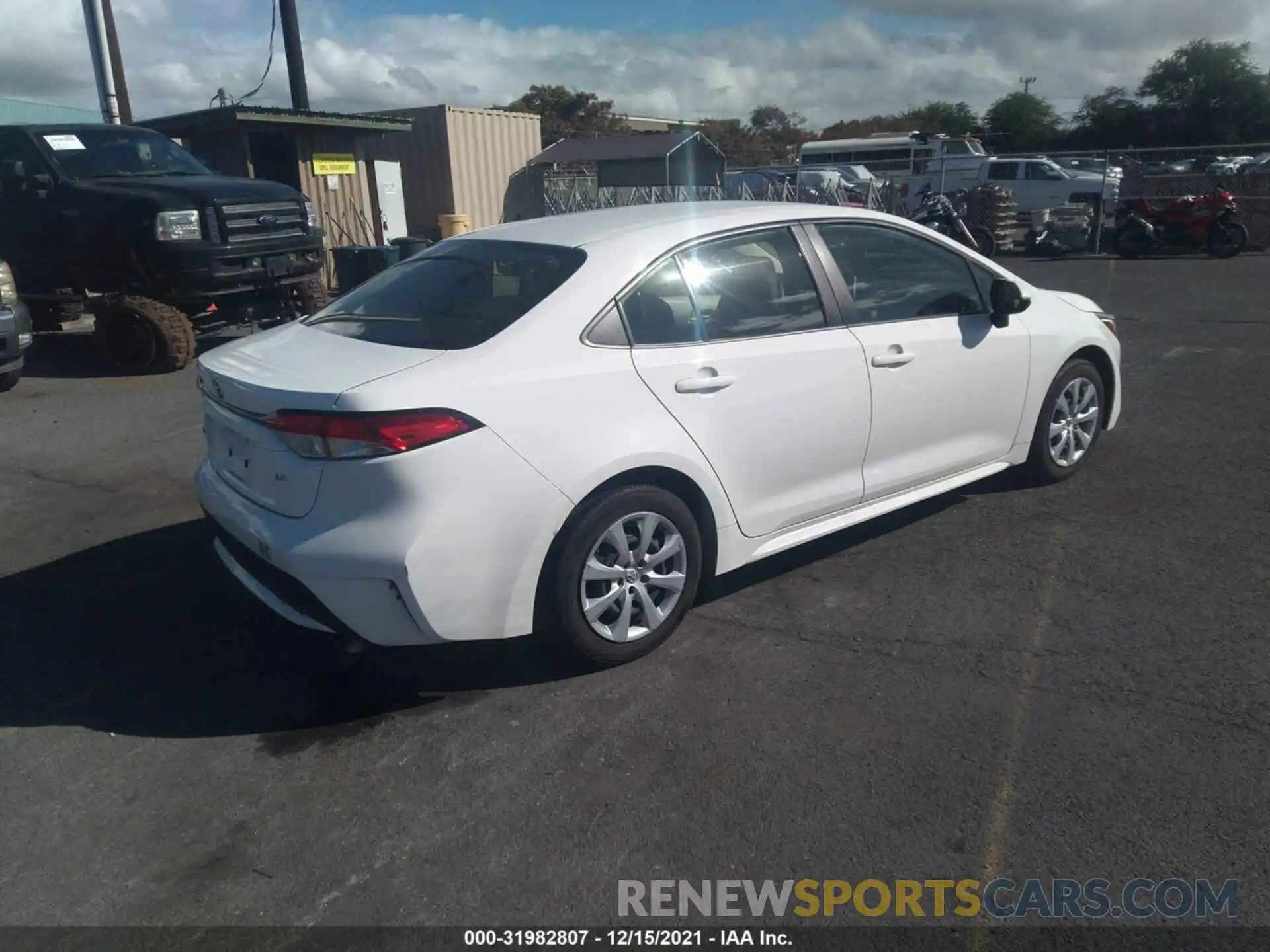 4 Photograph of a damaged car JTDEPRAE2LJ030485 TOYOTA COROLLA 2020