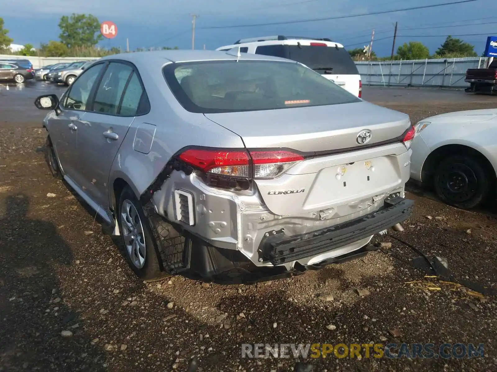 3 Photograph of a damaged car JTDEPRAE2LJ031037 TOYOTA COROLLA 2020