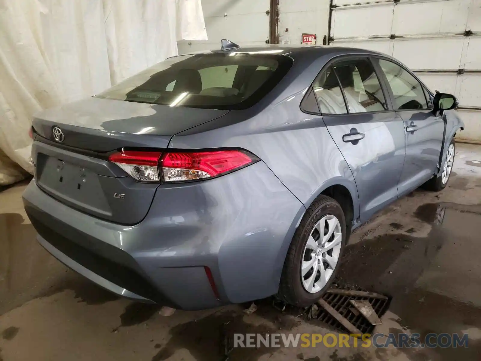 4 Photograph of a damaged car JTDEPRAE2LJ032270 TOYOTA COROLLA 2020