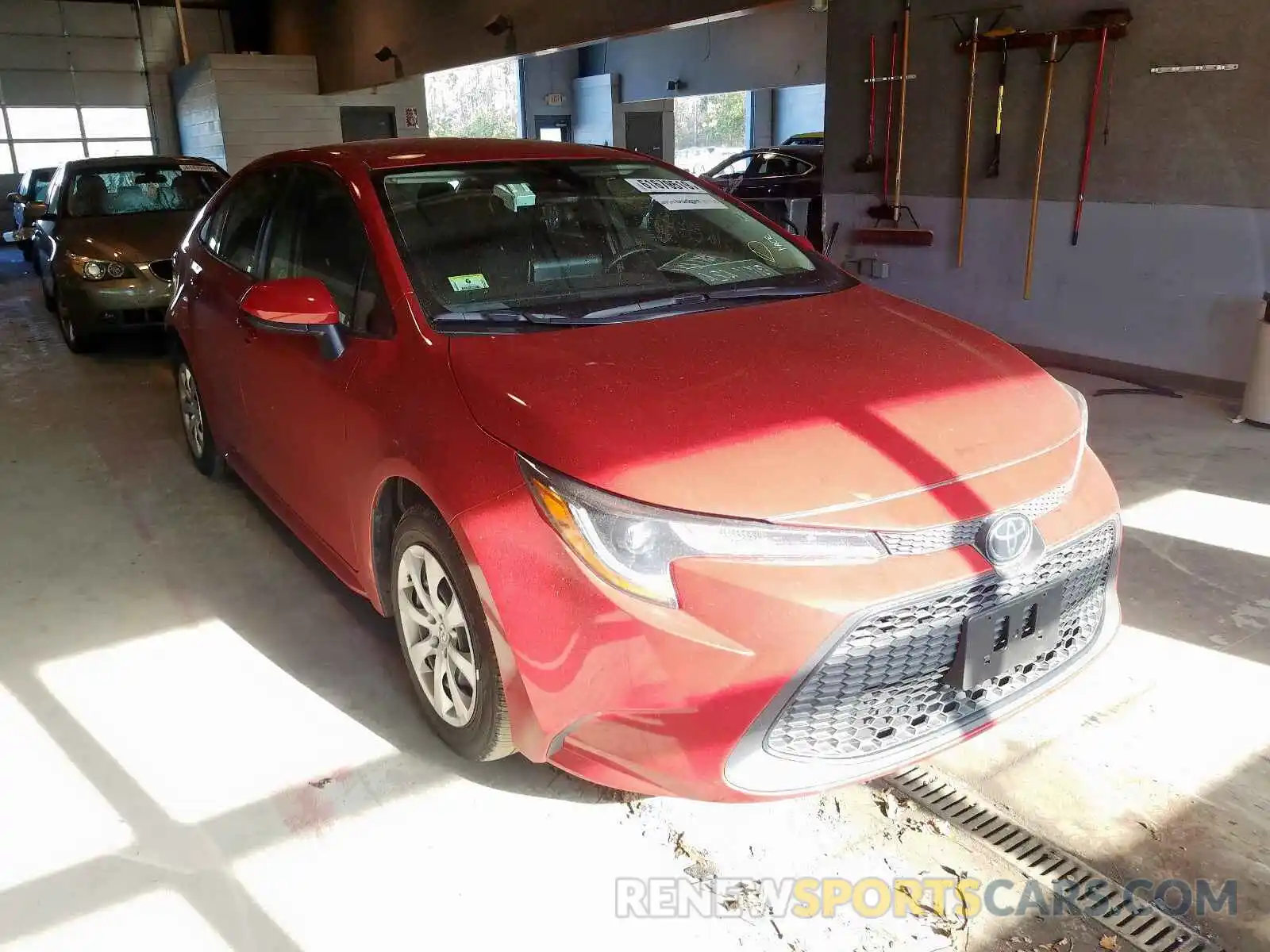 1 Photograph of a damaged car JTDEPRAE2LJ033340 TOYOTA COROLLA 2020