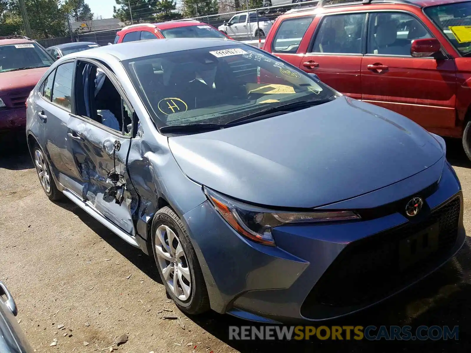 1 Photograph of a damaged car JTDEPRAE2LJ033676 TOYOTA COROLLA 2020