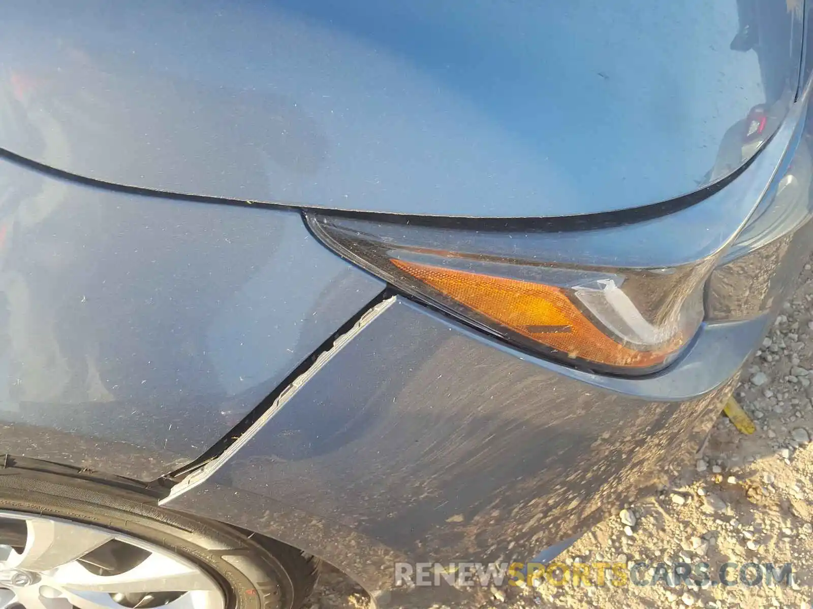 9 Photograph of a damaged car JTDEPRAE2LJ033743 TOYOTA COROLLA 2020