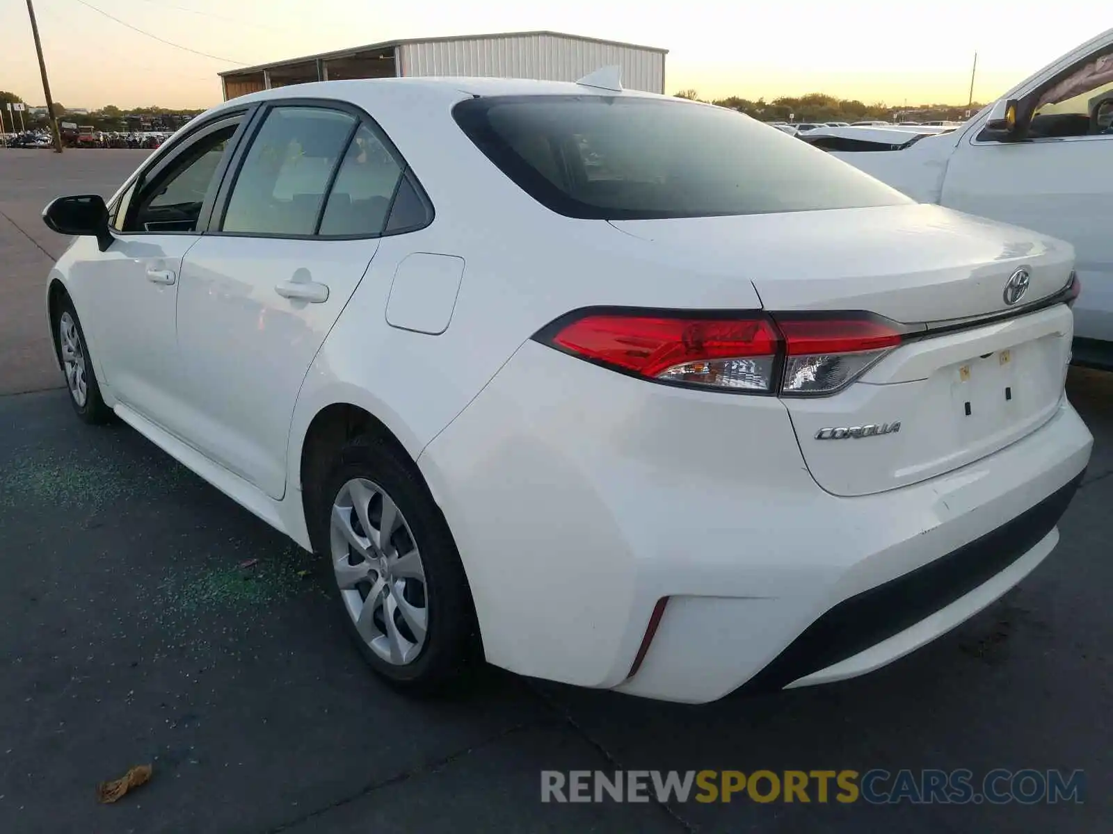 3 Photograph of a damaged car JTDEPRAE2LJ034875 TOYOTA COROLLA 2020