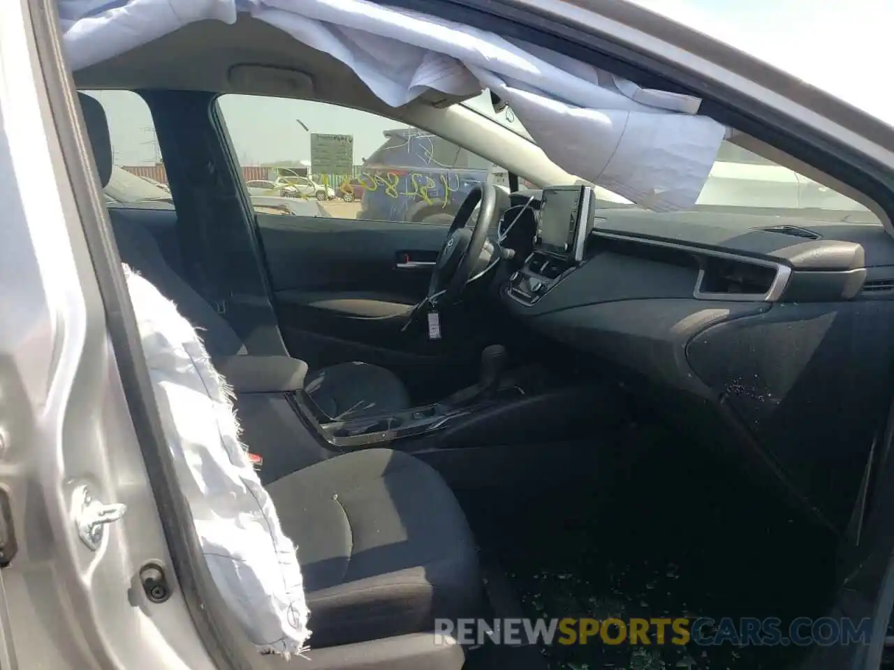 5 Photograph of a damaged car JTDEPRAE2LJ036402 TOYOTA COROLLA 2020