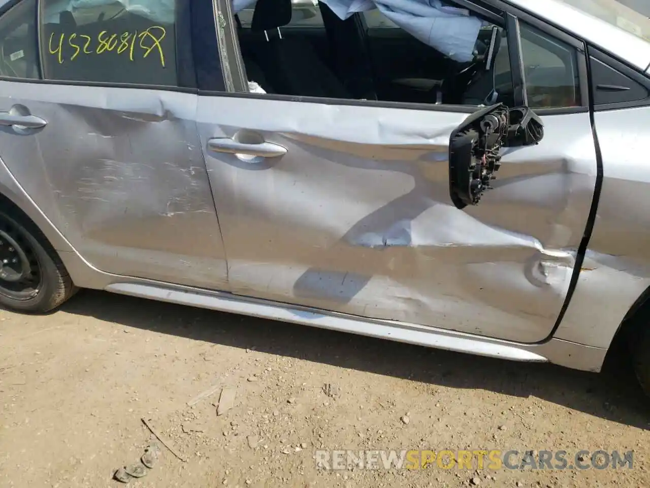 9 Photograph of a damaged car JTDEPRAE2LJ036402 TOYOTA COROLLA 2020