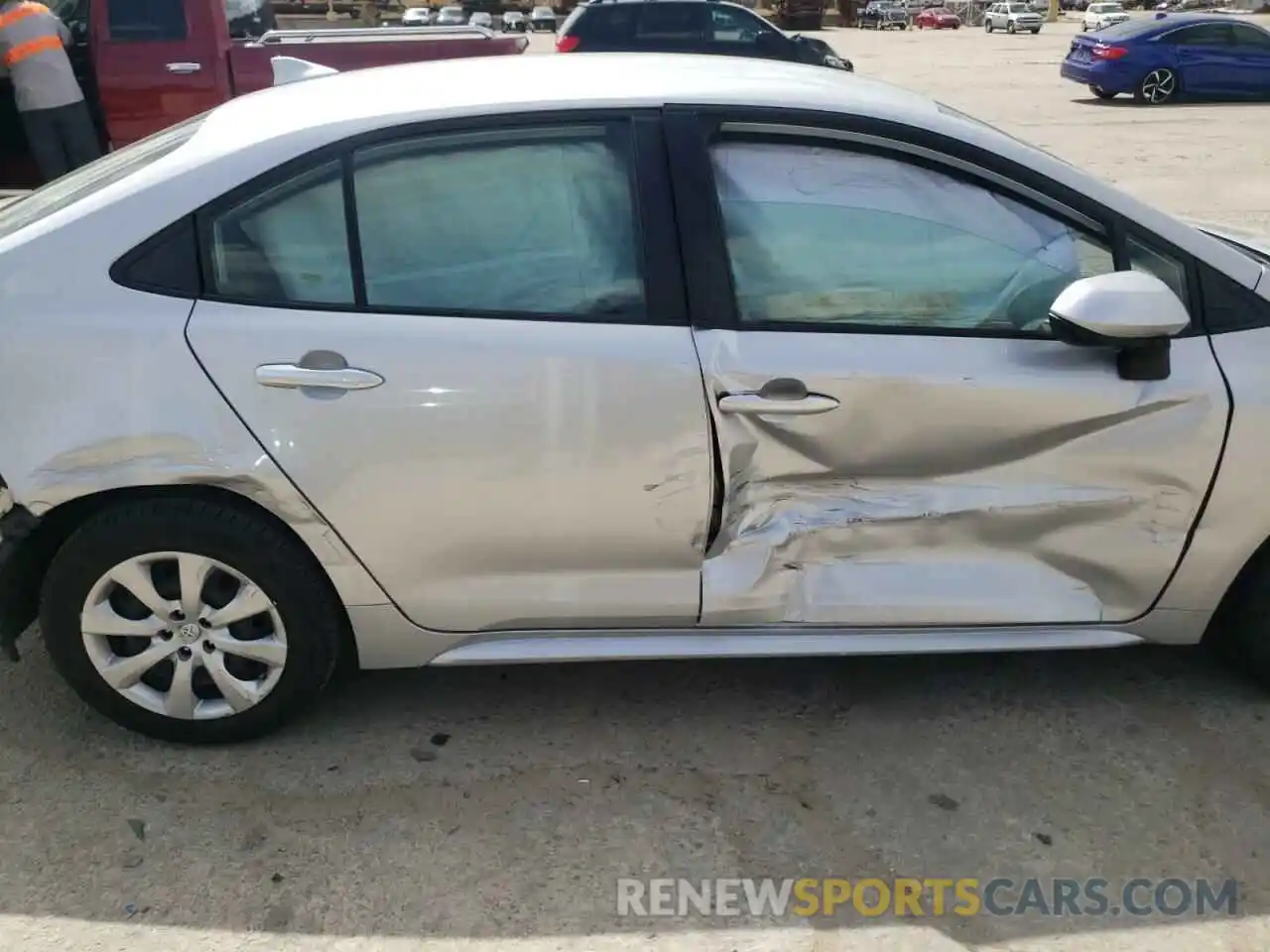 9 Photograph of a damaged car JTDEPRAE2LJ036643 TOYOTA COROLLA 2020