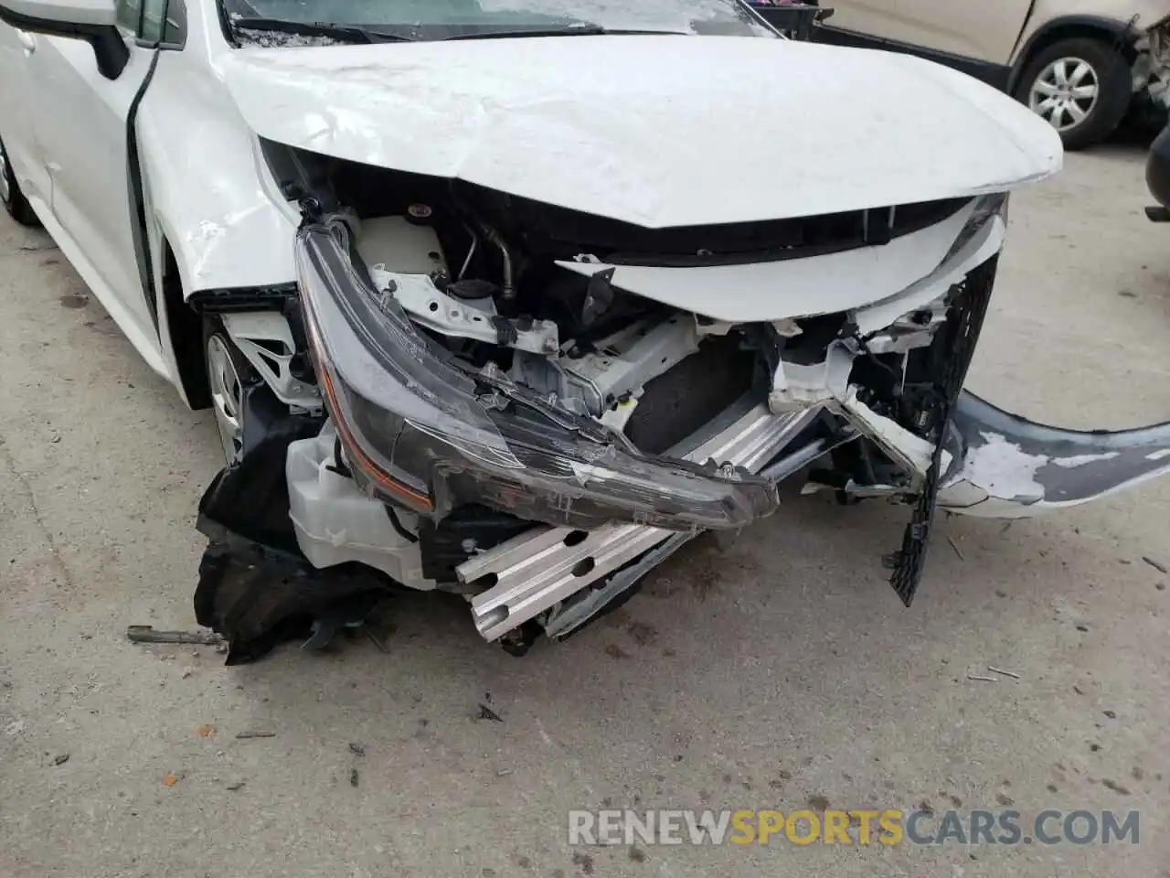 9 Photograph of a damaged car JTDEPRAE2LJ037033 TOYOTA COROLLA 2020