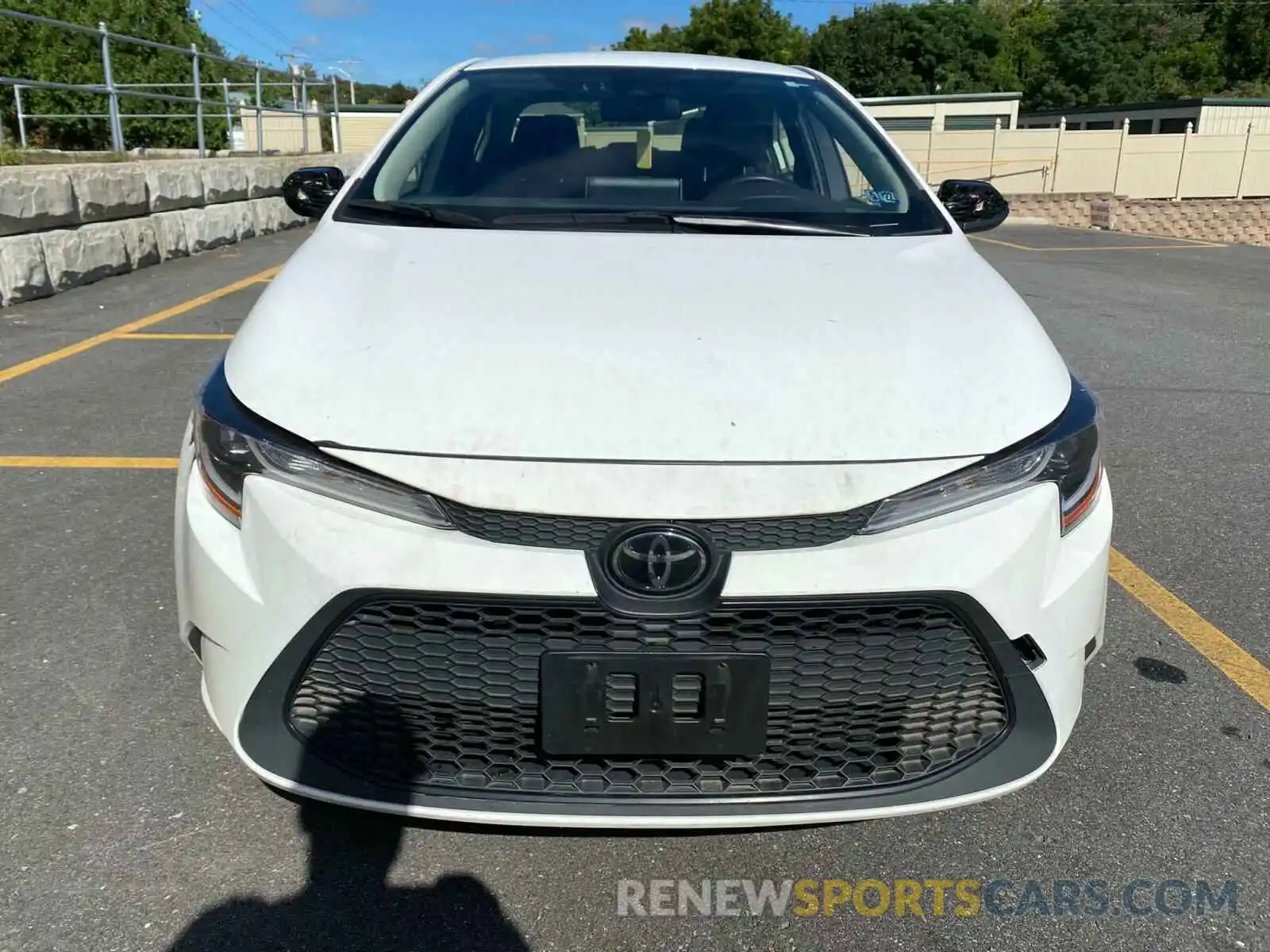 5 Photograph of a damaged car JTDEPRAE2LJ037159 TOYOTA COROLLA 2020