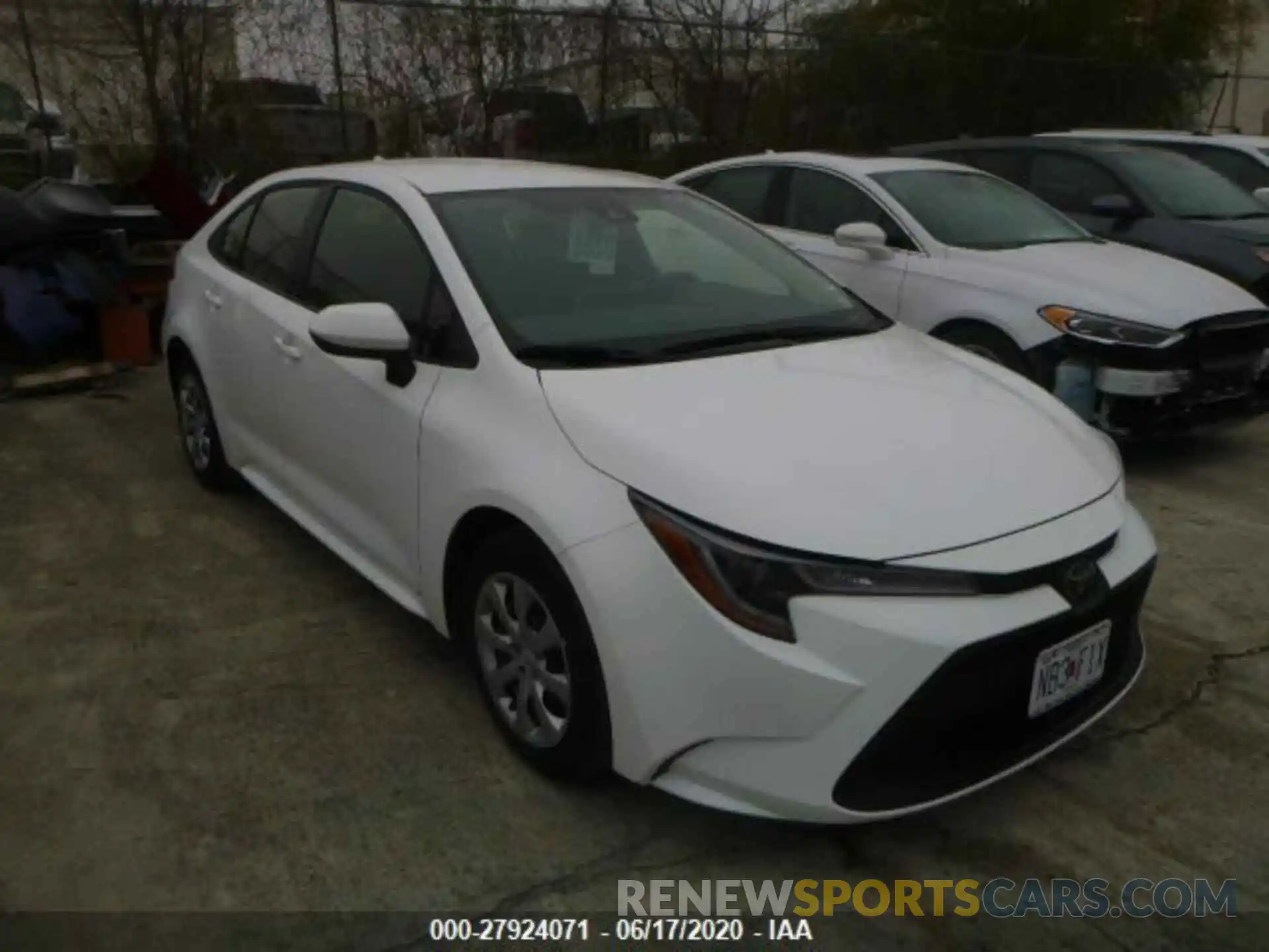 8 Photograph of a damaged car JTDEPRAE2LJ038621 TOYOTA COROLLA 2020