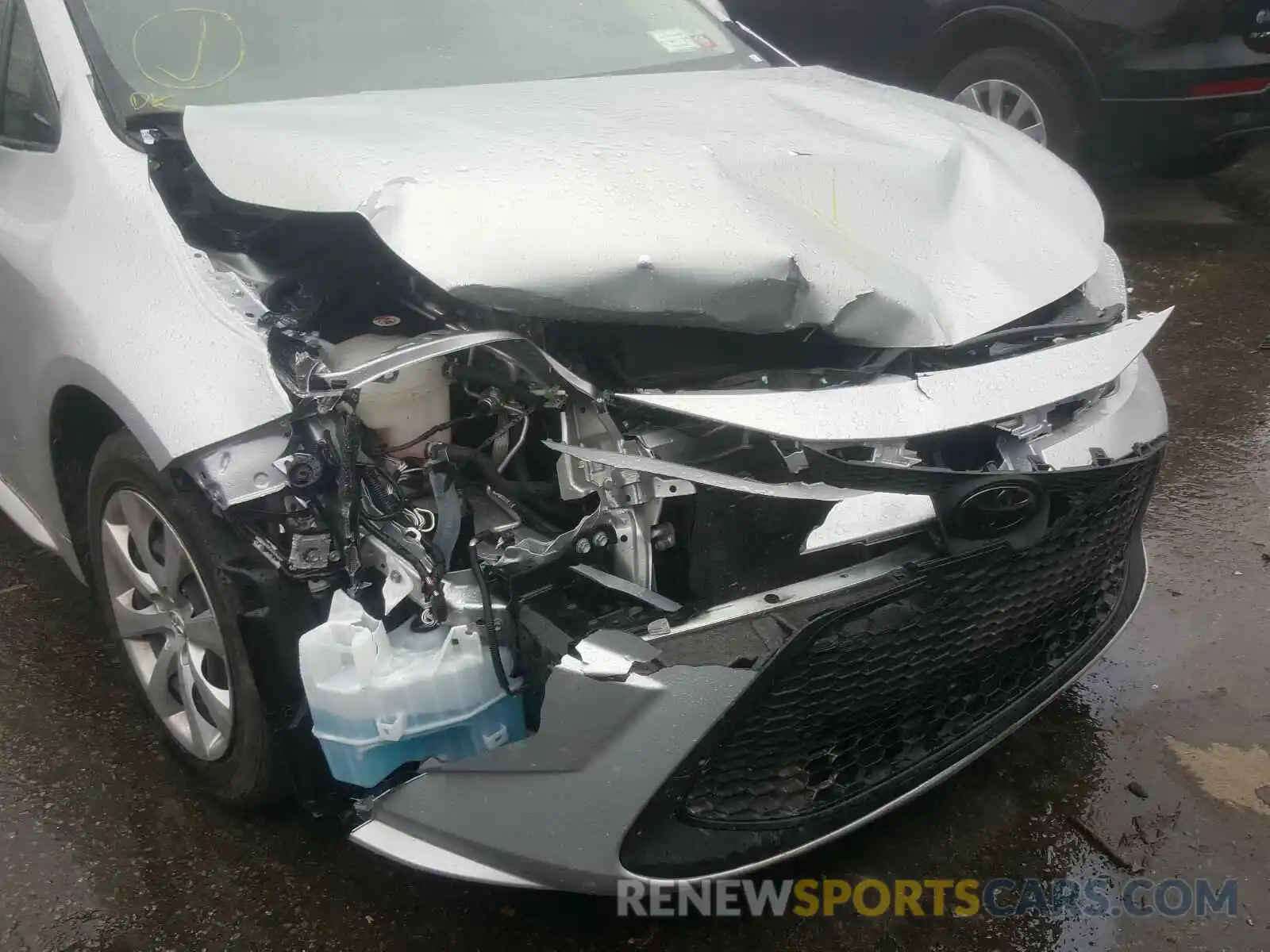 9 Photograph of a damaged car JTDEPRAE2LJ039249 TOYOTA COROLLA 2020