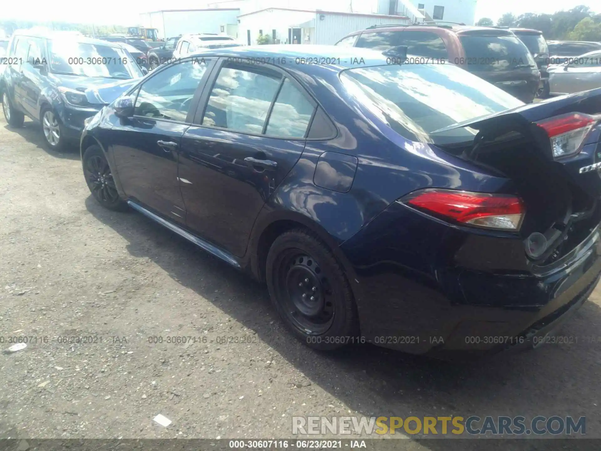 3 Photograph of a damaged car JTDEPRAE2LJ039624 TOYOTA COROLLA 2020