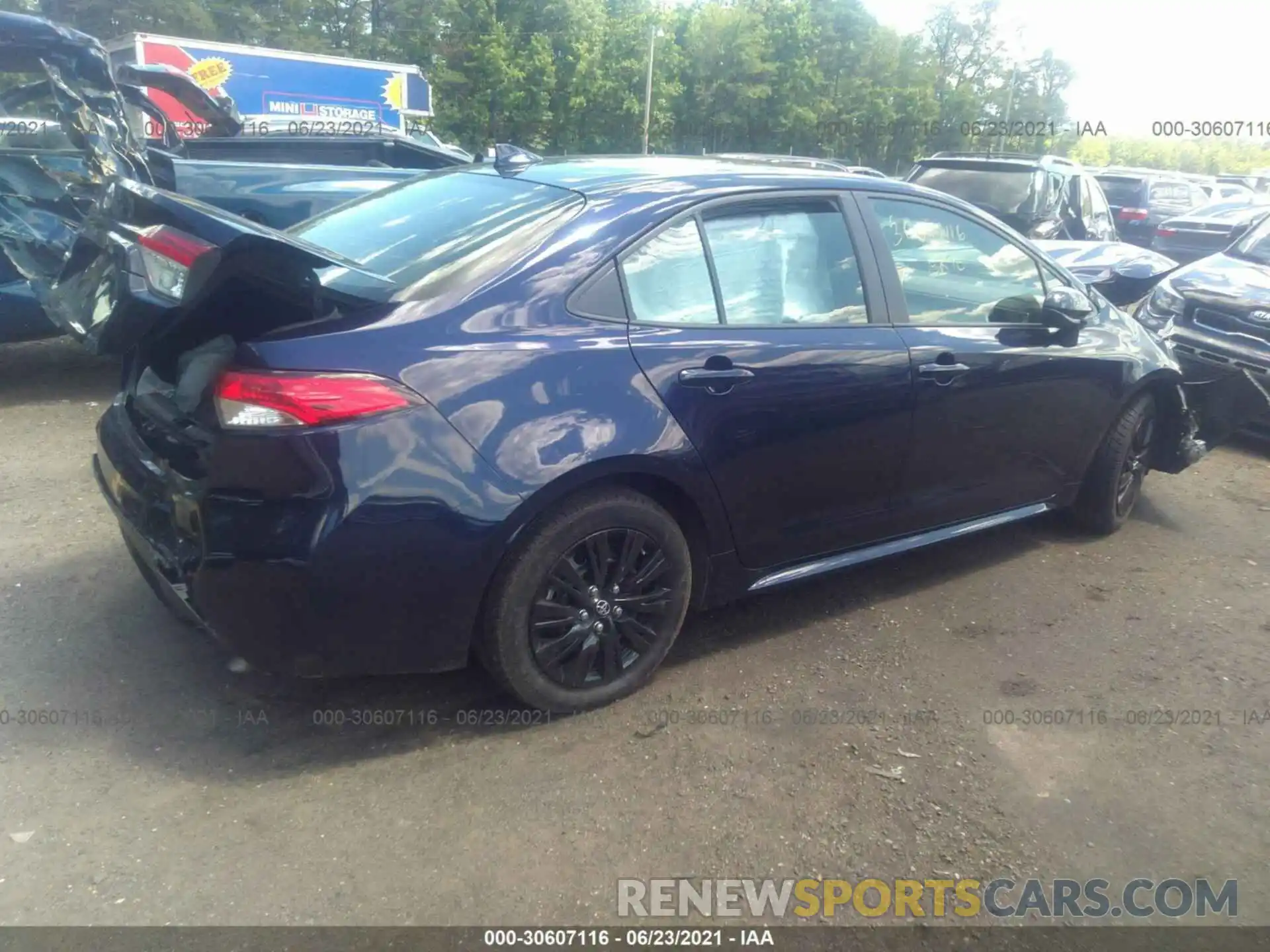 4 Photograph of a damaged car JTDEPRAE2LJ039624 TOYOTA COROLLA 2020