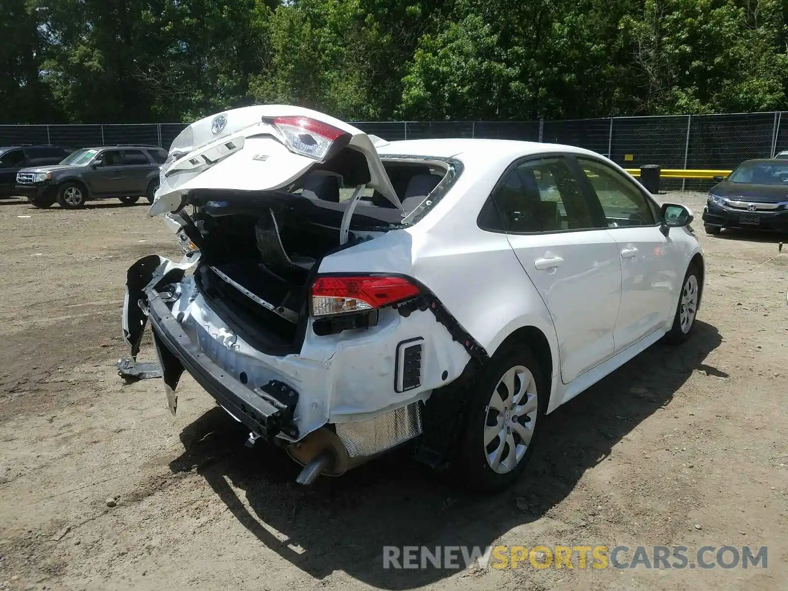 4 Photograph of a damaged car JTDEPRAE2LJ040546 TOYOTA COROLLA 2020