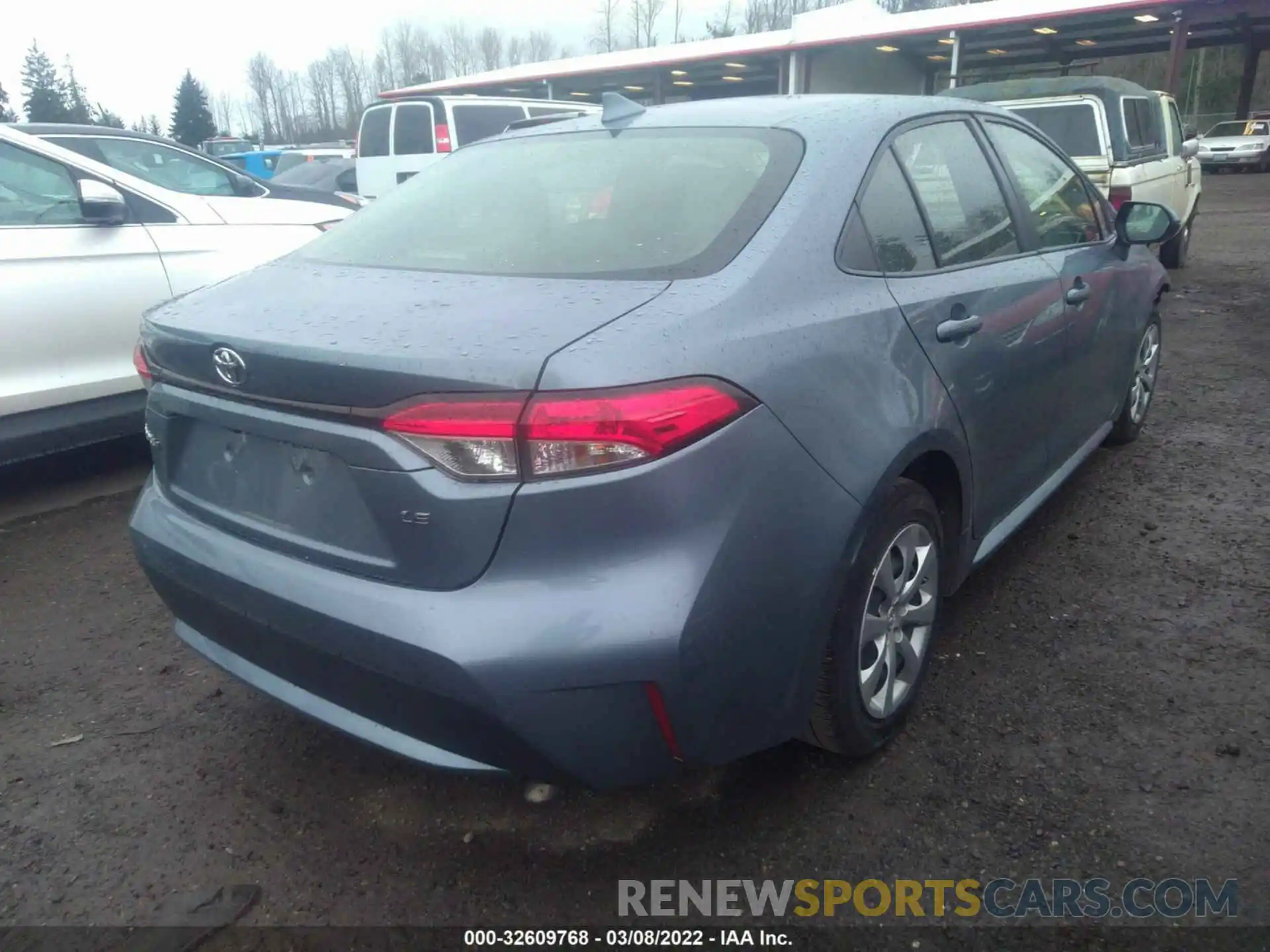 4 Photograph of a damaged car JTDEPRAE2LJ040594 TOYOTA COROLLA 2020