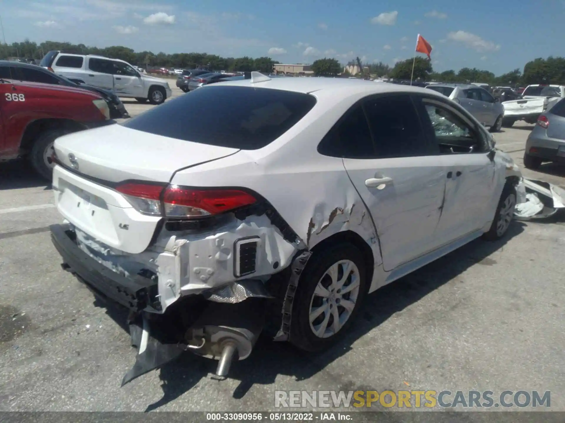 4 Photograph of a damaged car JTDEPRAE2LJ040773 TOYOTA COROLLA 2020