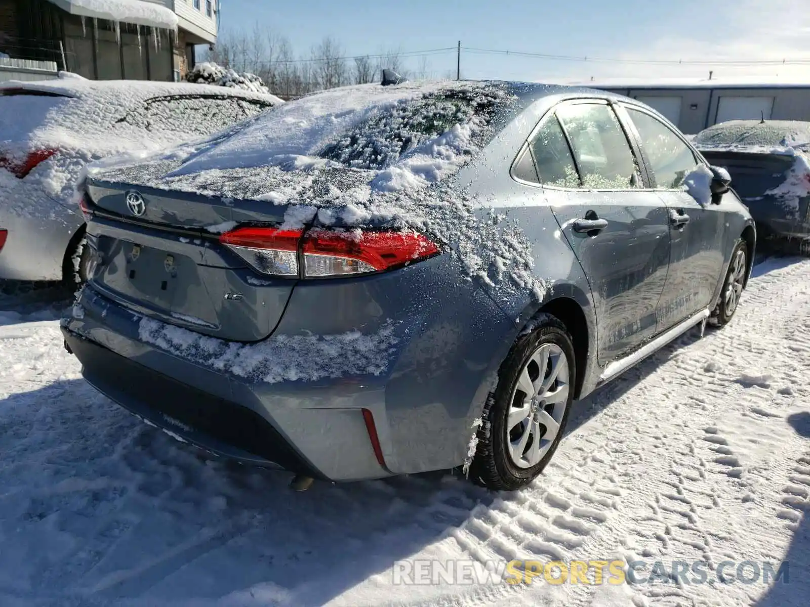 4 Photograph of a damaged car JTDEPRAE2LJ041471 TOYOTA COROLLA 2020