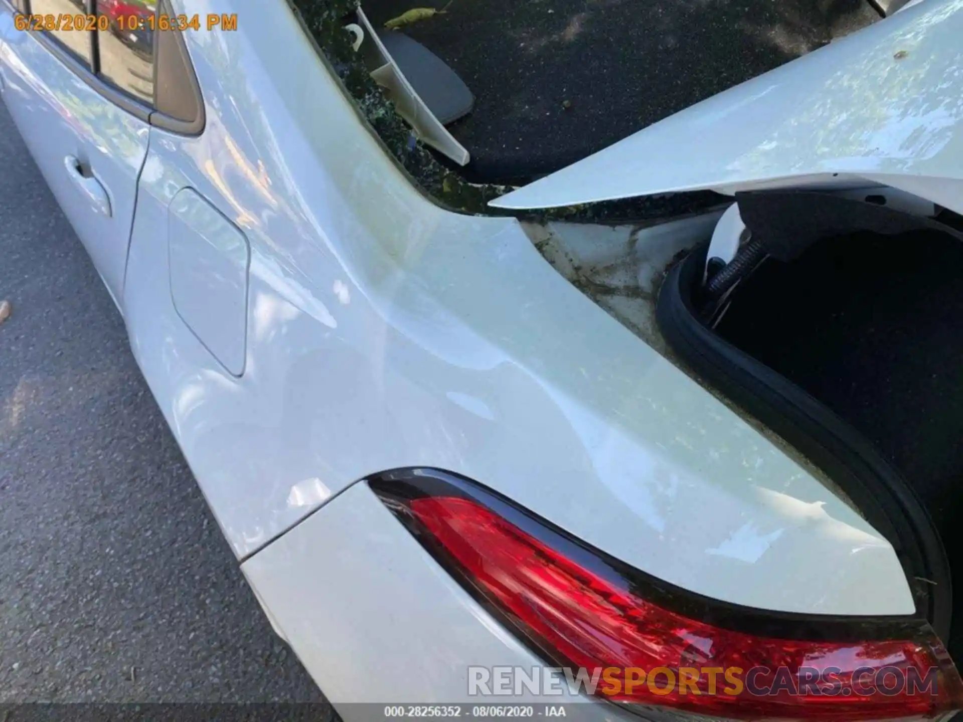 14 Photograph of a damaged car JTDEPRAE2LJ041759 TOYOTA COROLLA 2020