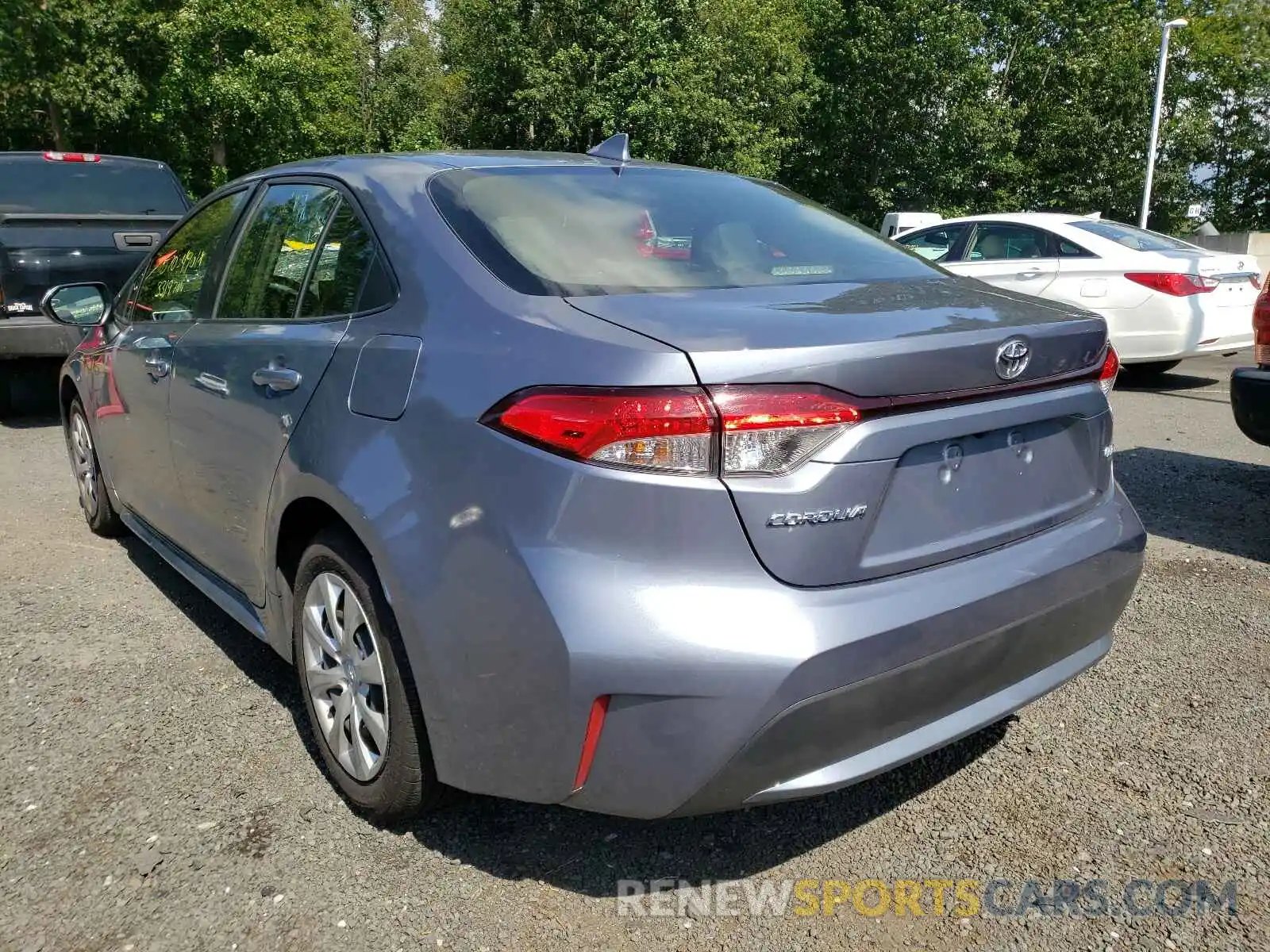 3 Photograph of a damaged car JTDEPRAE2LJ041874 TOYOTA COROLLA 2020