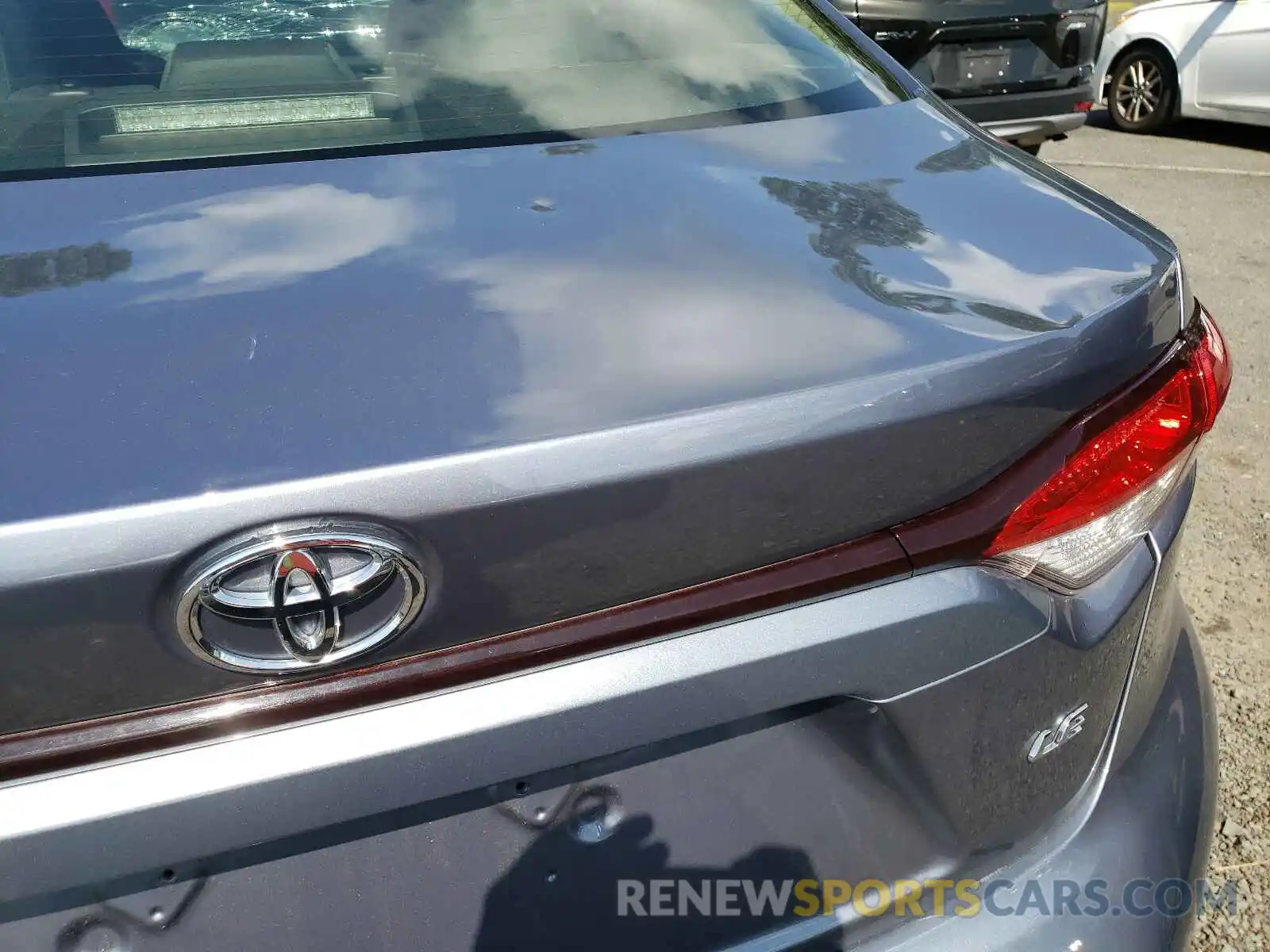 9 Photograph of a damaged car JTDEPRAE2LJ041874 TOYOTA COROLLA 2020