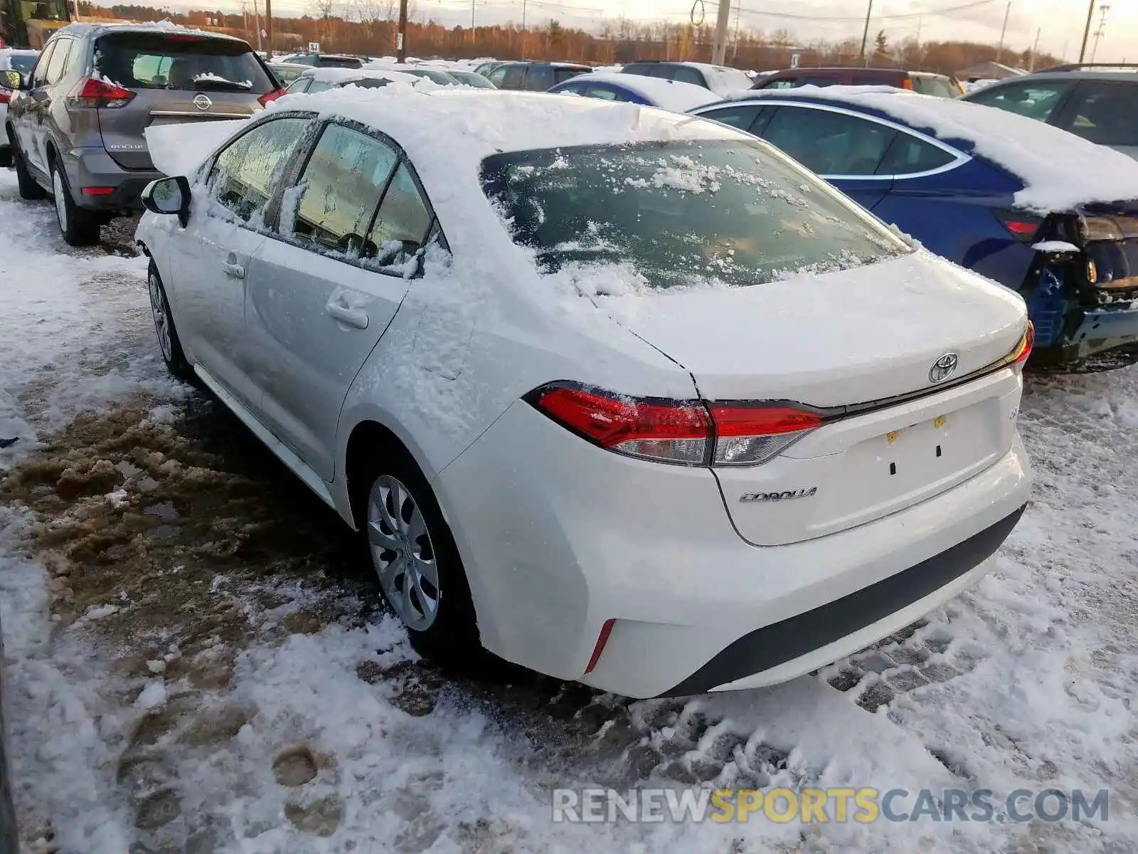 3 Photograph of a damaged car JTDEPRAE2LJ047173 TOYOTA COROLLA 2020