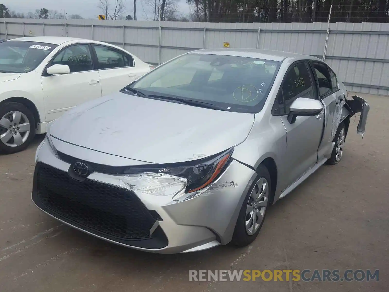 2 Photograph of a damaged car JTDEPRAE2LJ047237 TOYOTA COROLLA 2020