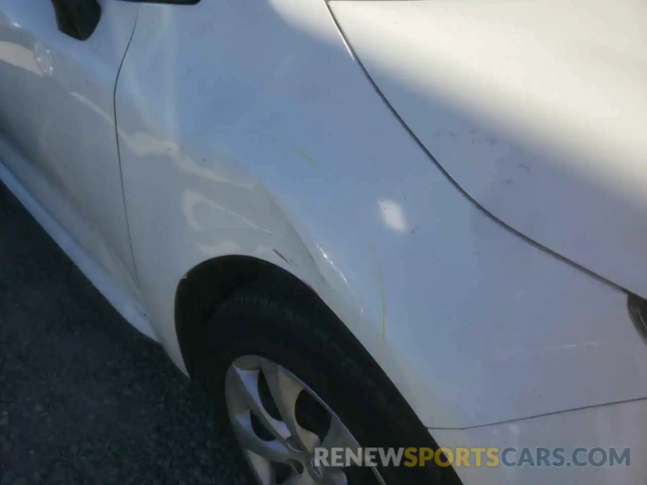 9 Photograph of a damaged car JTDEPRAE2LJ047366 TOYOTA COROLLA 2020