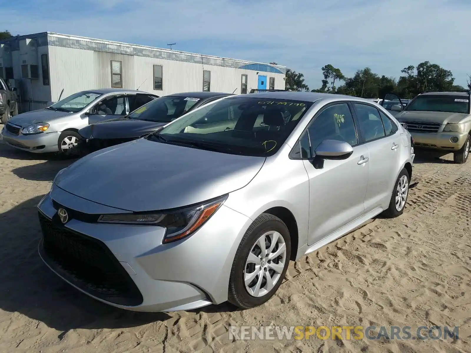 2 Photograph of a damaged car JTDEPRAE2LJ047822 TOYOTA COROLLA 2020