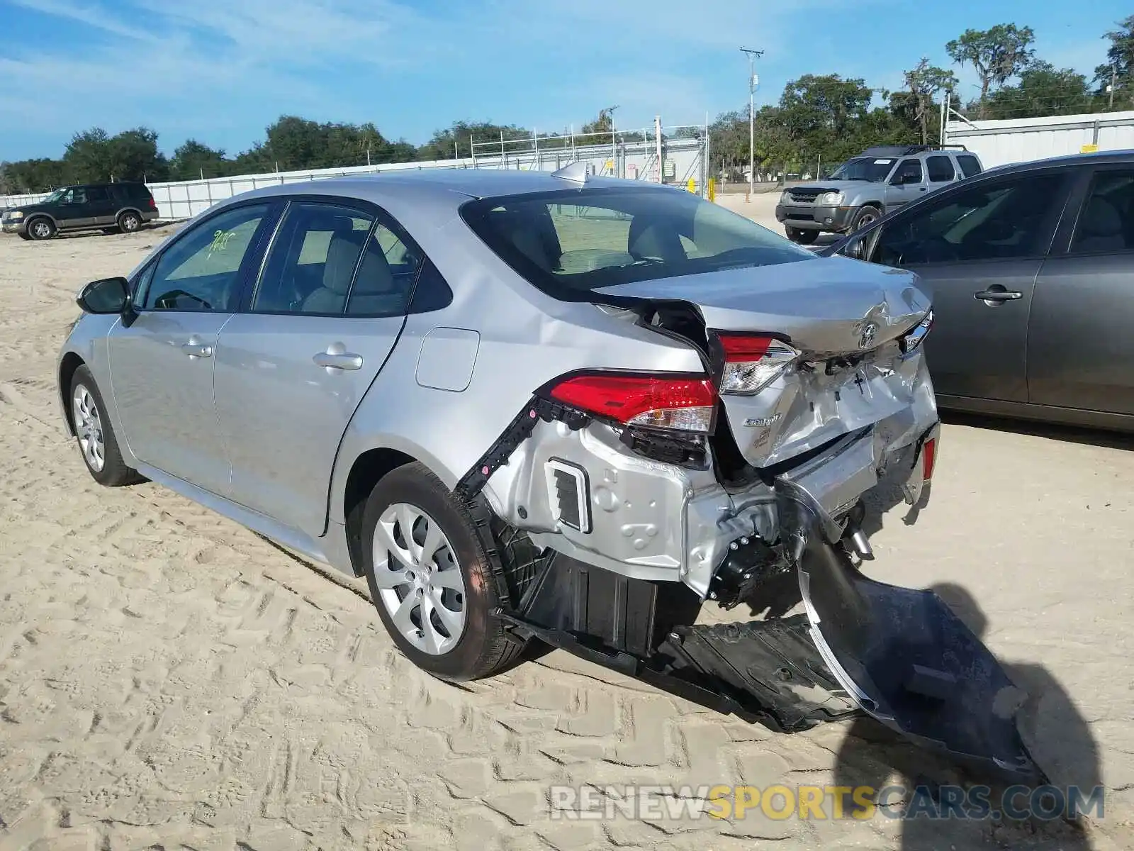 3 Photograph of a damaged car JTDEPRAE2LJ047822 TOYOTA COROLLA 2020