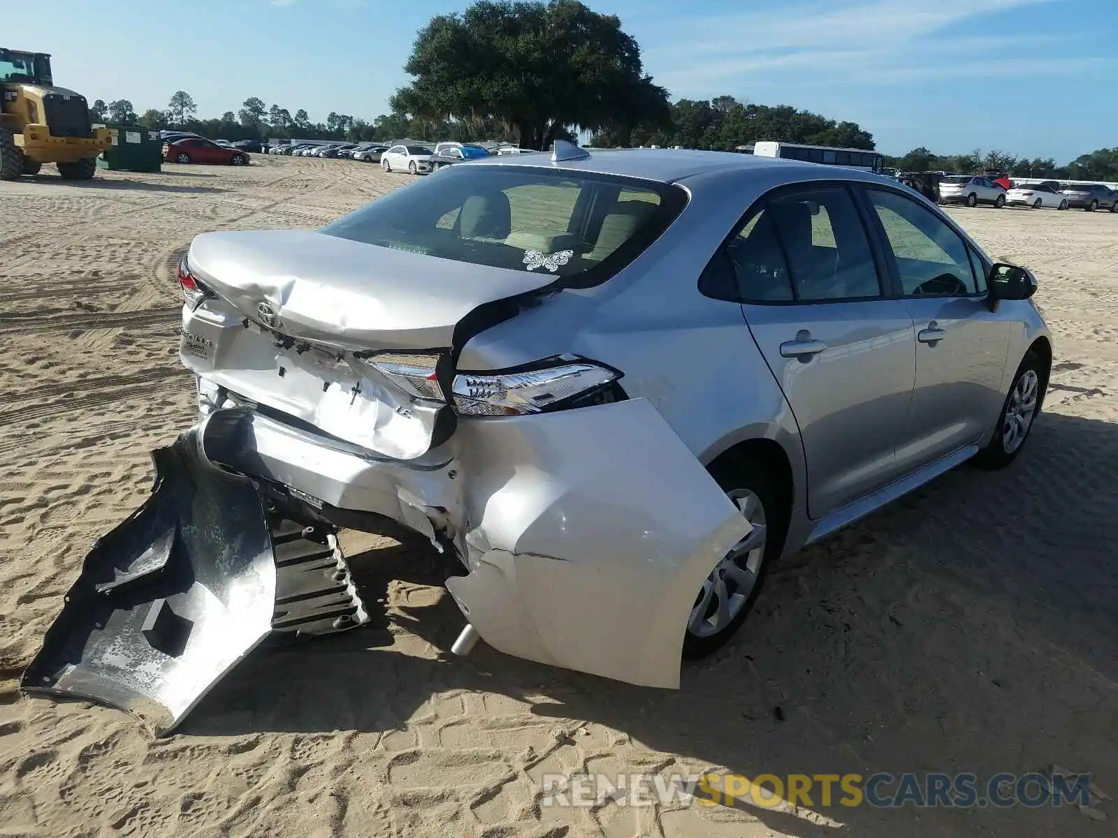 4 Photograph of a damaged car JTDEPRAE2LJ047822 TOYOTA COROLLA 2020