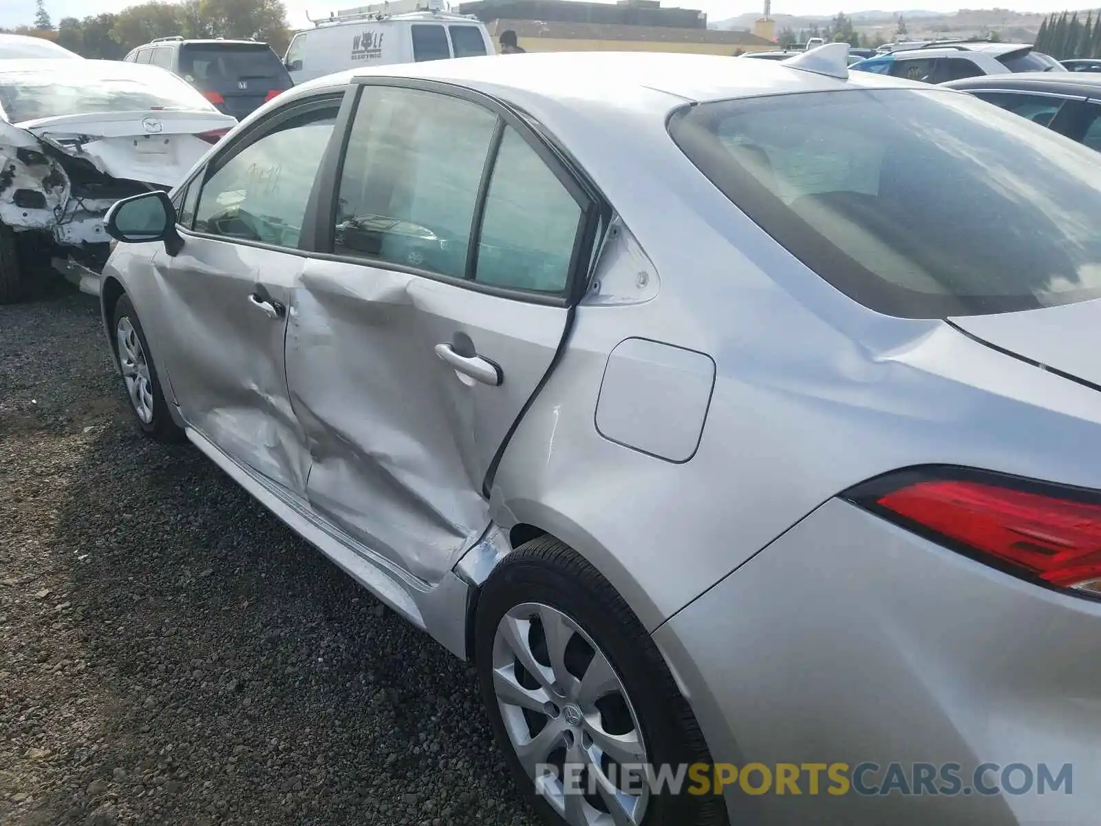 10 Photograph of a damaged car JTDEPRAE2LJ049974 TOYOTA COROLLA 2020