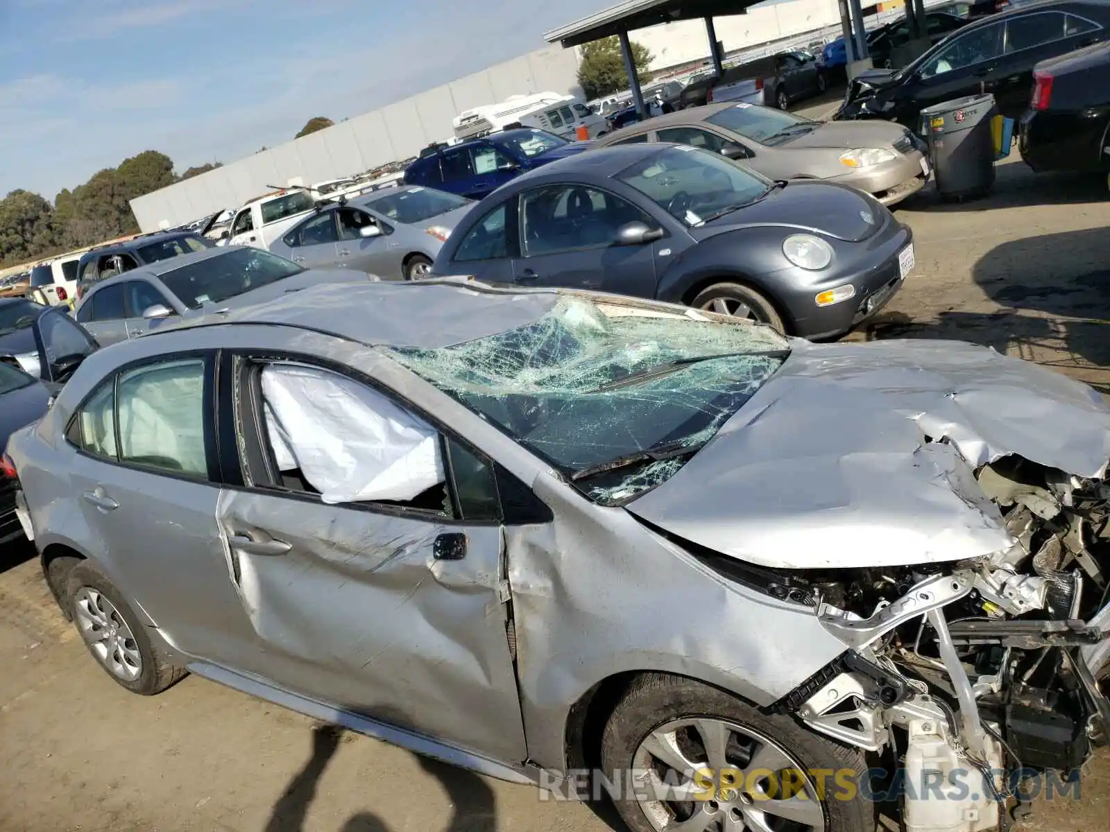 9 Photograph of a damaged car JTDEPRAE2LJ052146 TOYOTA COROLLA 2020