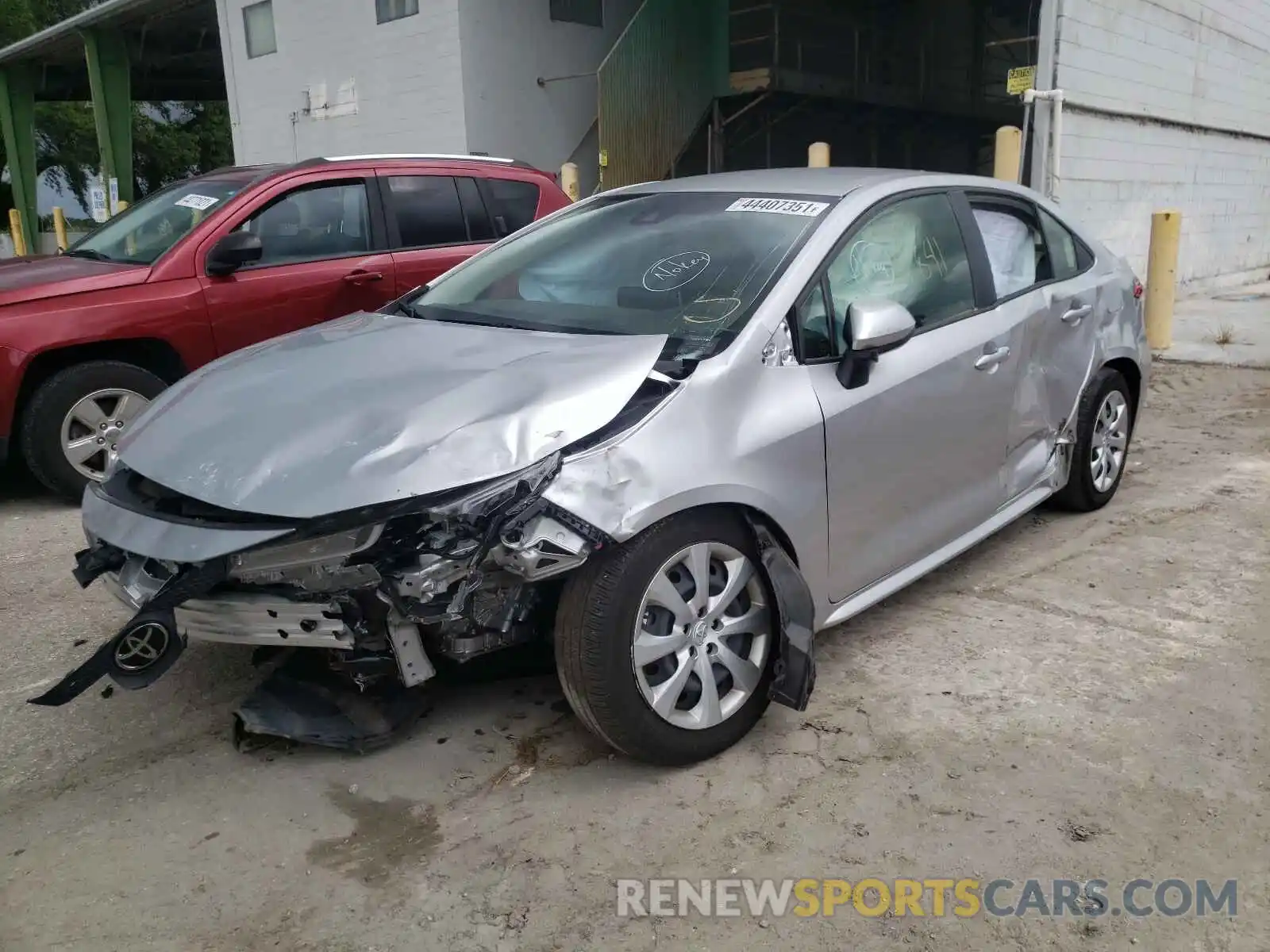 2 Photograph of a damaged car JTDEPRAE2LJ055628 TOYOTA COROLLA 2020