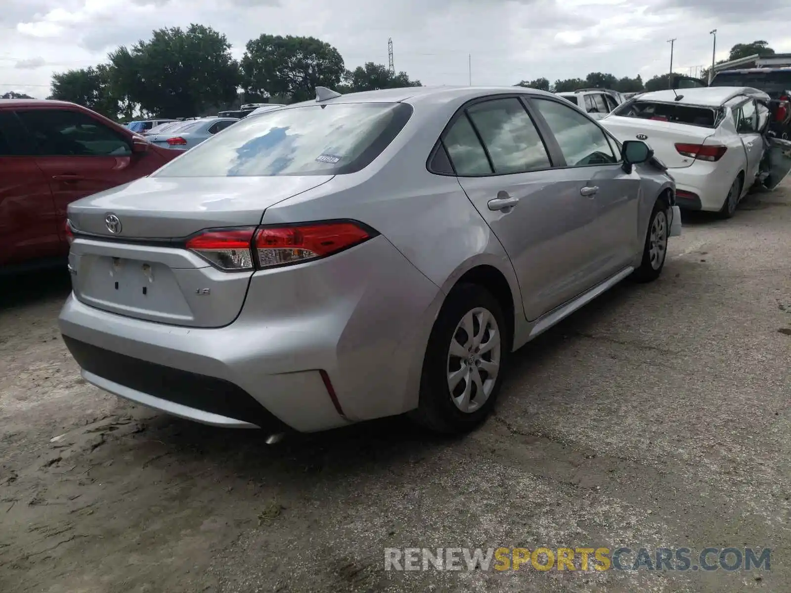 4 Photograph of a damaged car JTDEPRAE2LJ055628 TOYOTA COROLLA 2020