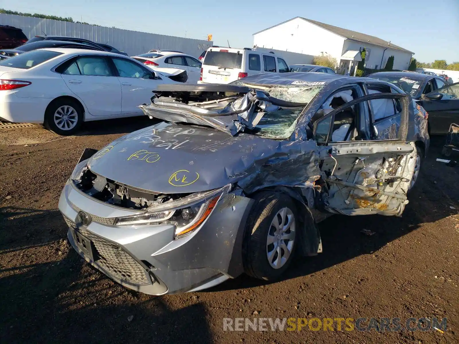 2 Photograph of a damaged car JTDEPRAE2LJ056357 TOYOTA COROLLA 2020