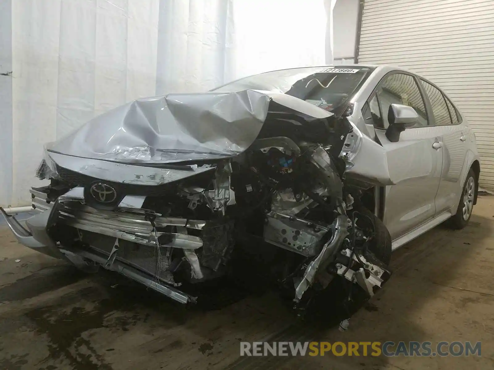 2 Photograph of a damaged car JTDEPRAE2LJ056858 TOYOTA COROLLA 2020