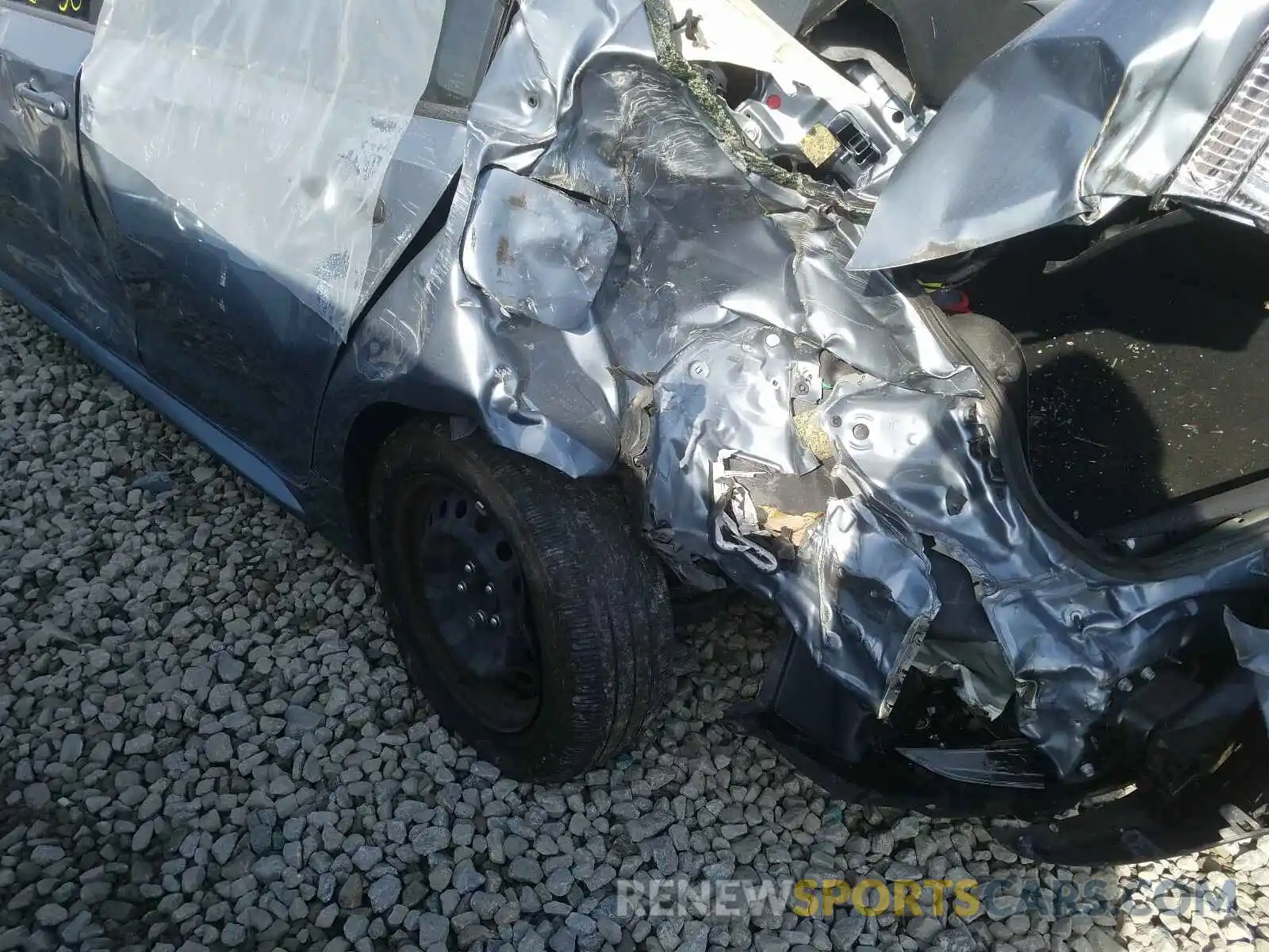 9 Photograph of a damaged car JTDEPRAE2LJ059906 TOYOTA COROLLA 2020