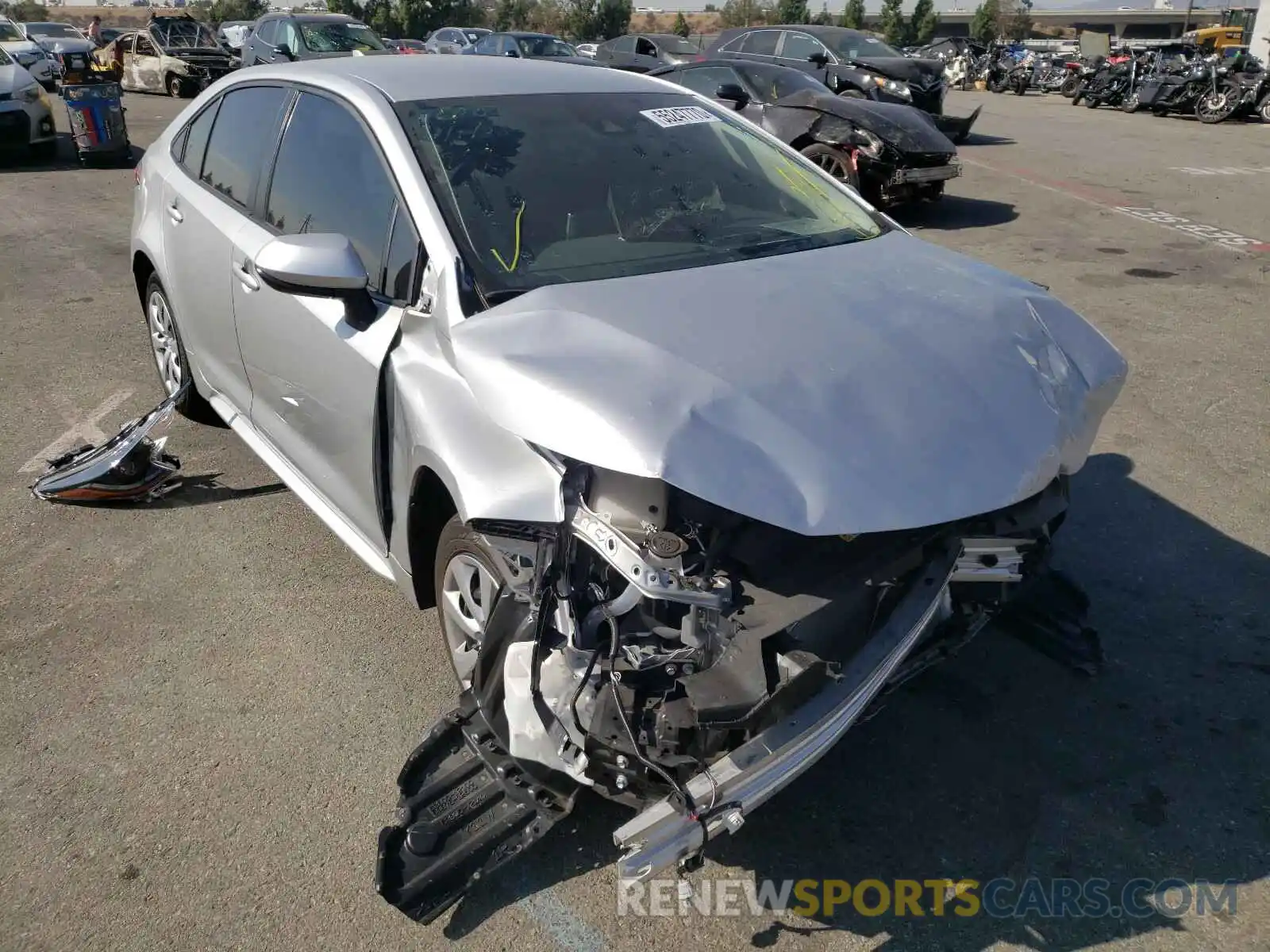 1 Photograph of a damaged car JTDEPRAE2LJ064118 TOYOTA COROLLA 2020