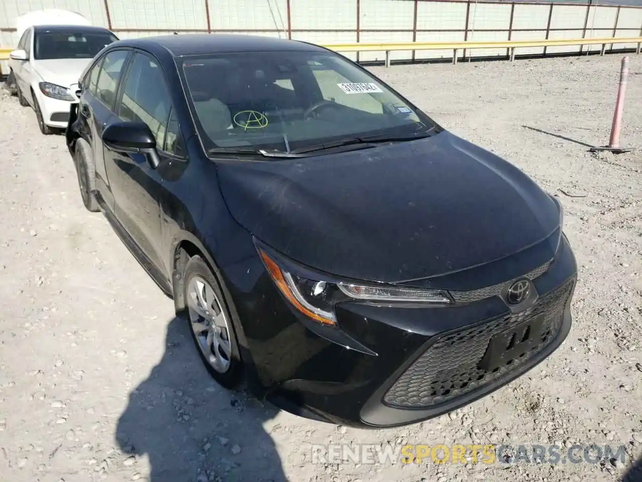 1 Photograph of a damaged car JTDEPRAE2LJ064765 TOYOTA COROLLA 2020