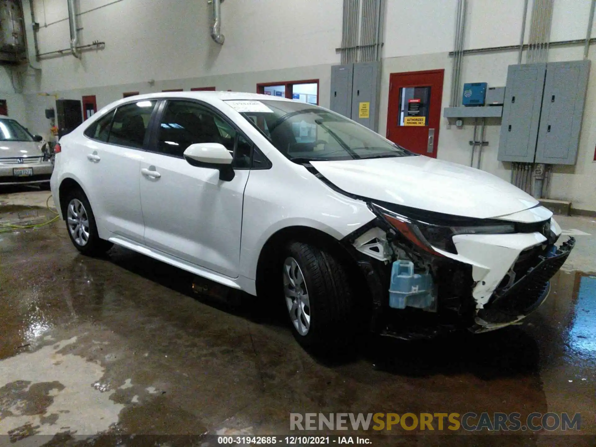 1 Photograph of a damaged car JTDEPRAE2LJ065446 TOYOTA COROLLA 2020