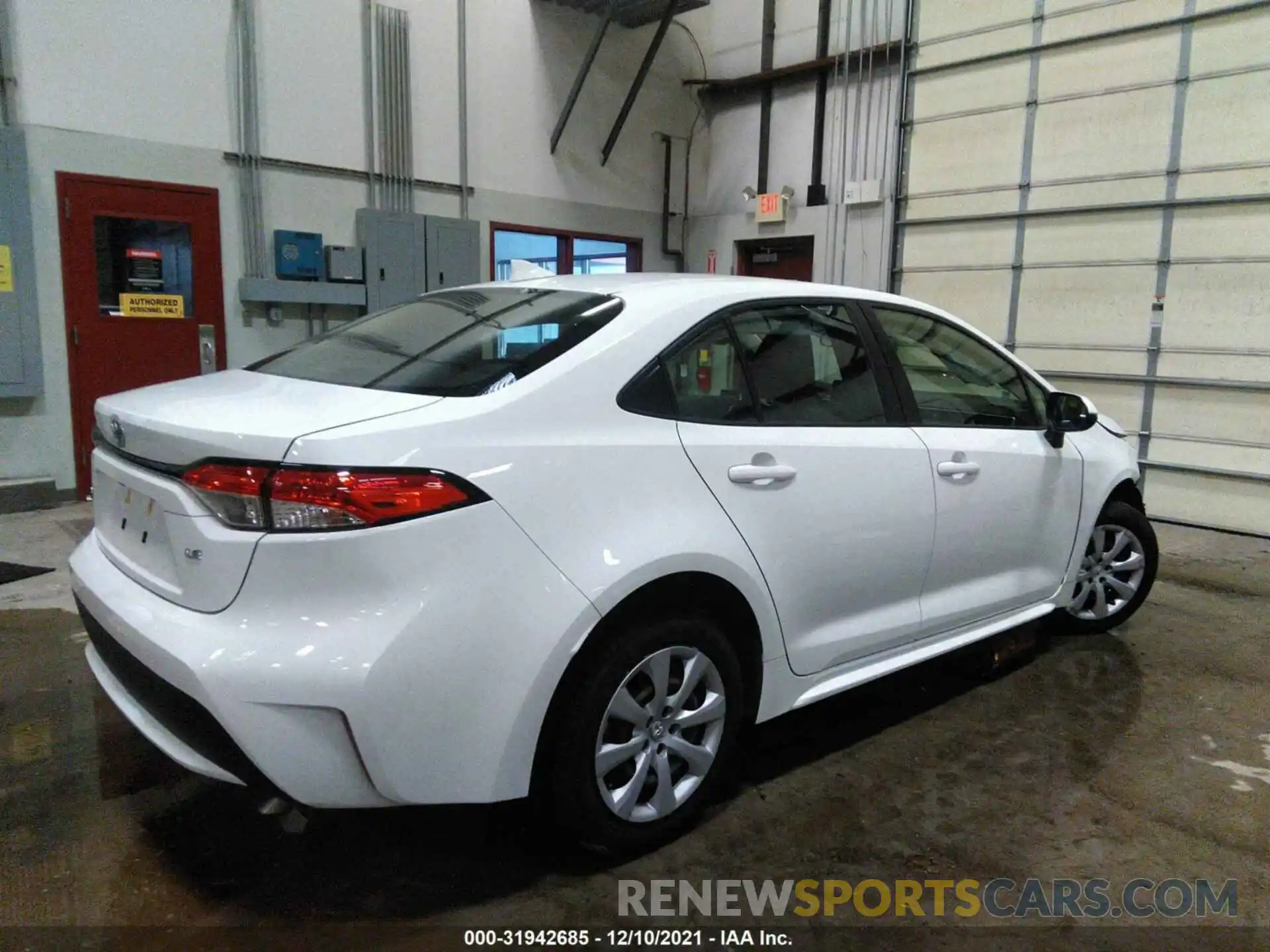 4 Photograph of a damaged car JTDEPRAE2LJ065446 TOYOTA COROLLA 2020