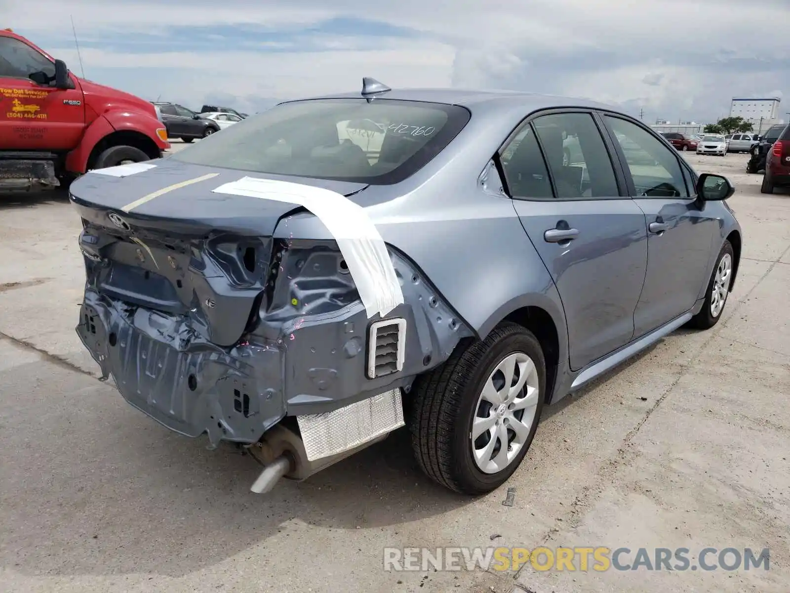 4 Photograph of a damaged car JTDEPRAE2LJ067200 TOYOTA COROLLA 2020