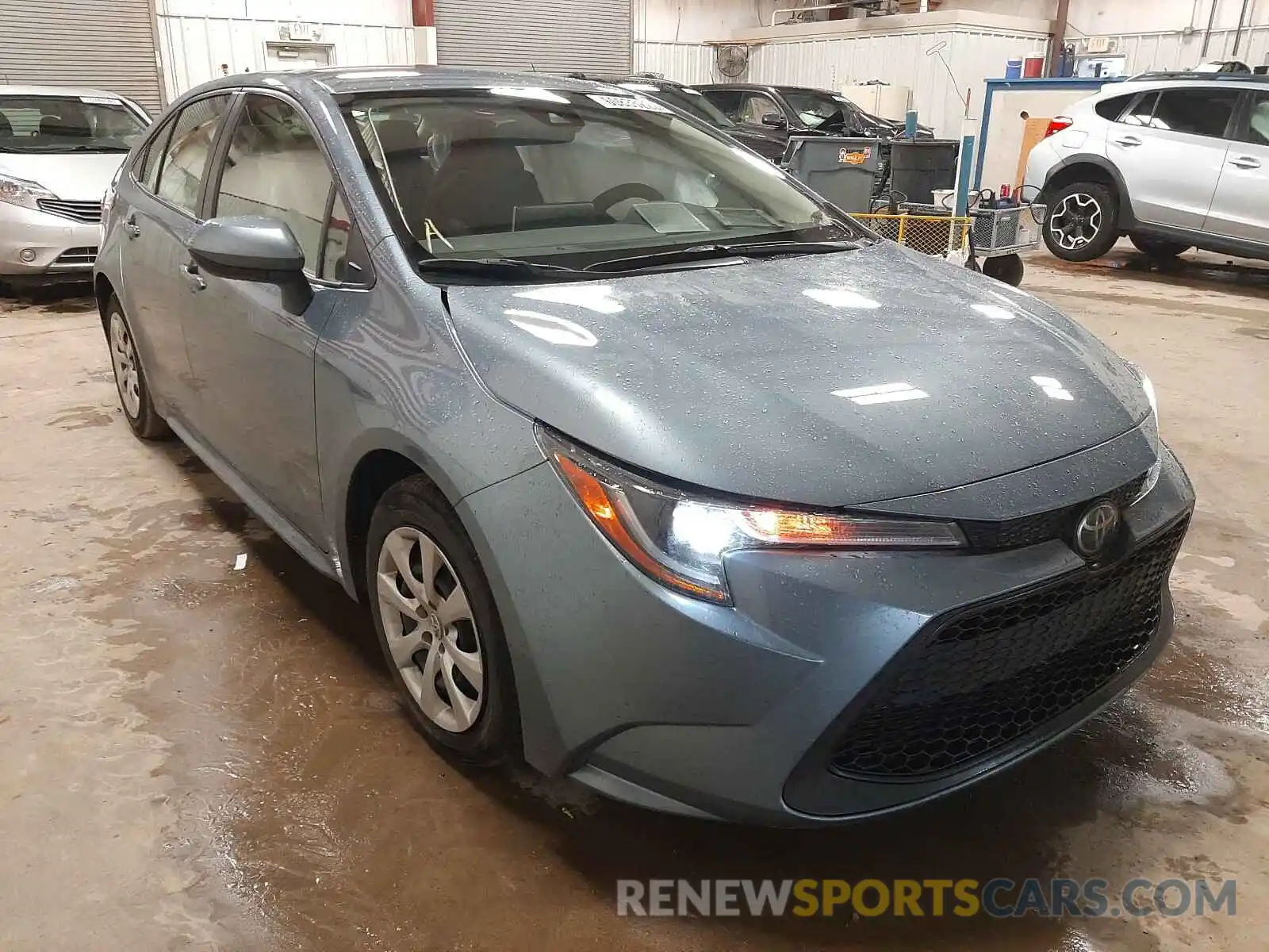 1 Photograph of a damaged car JTDEPRAE2LJ067942 TOYOTA COROLLA 2020