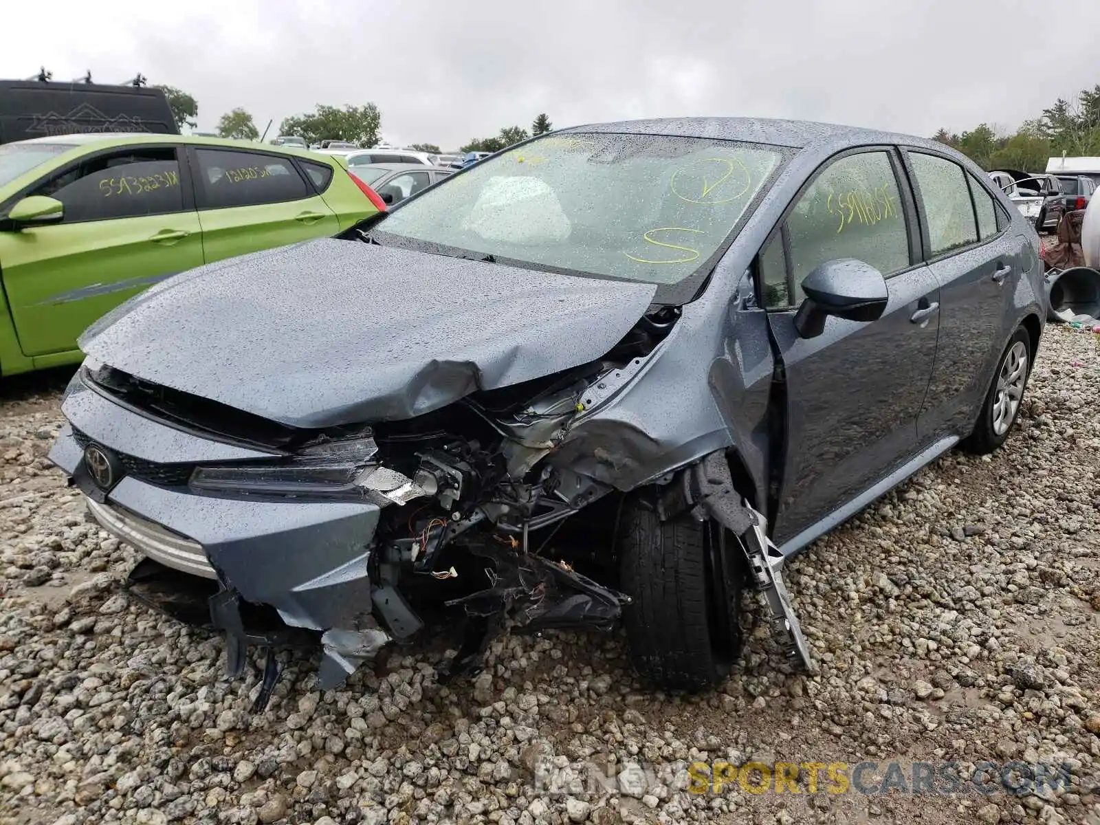 2 Photograph of a damaged car JTDEPRAE2LJ073224 TOYOTA COROLLA 2020